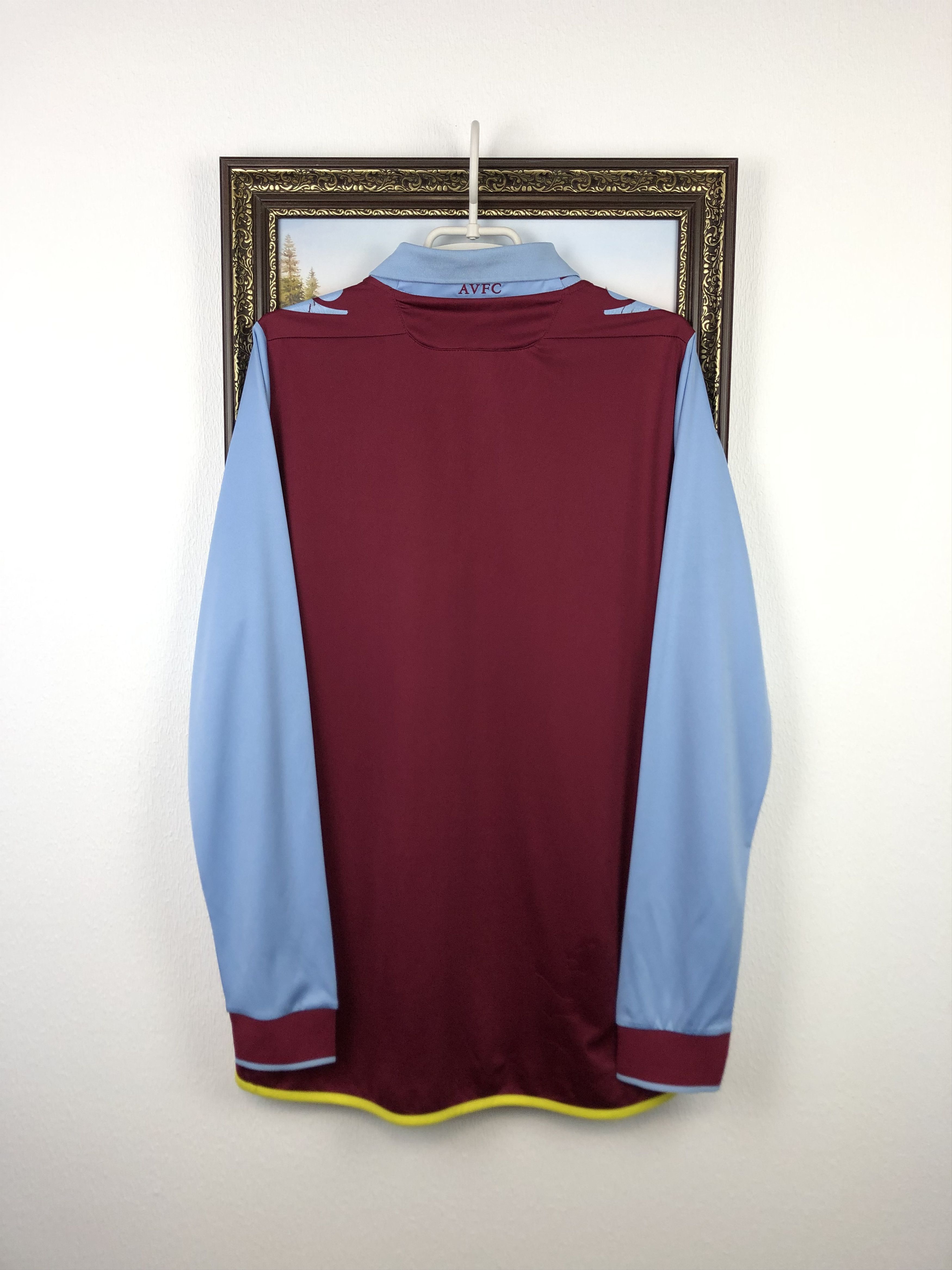 Vintage Aston Villa football shirt 2012 Soccer Long Sleeve Jersey Size US L / EU 52-54 / 3 - 7 Thumbnail