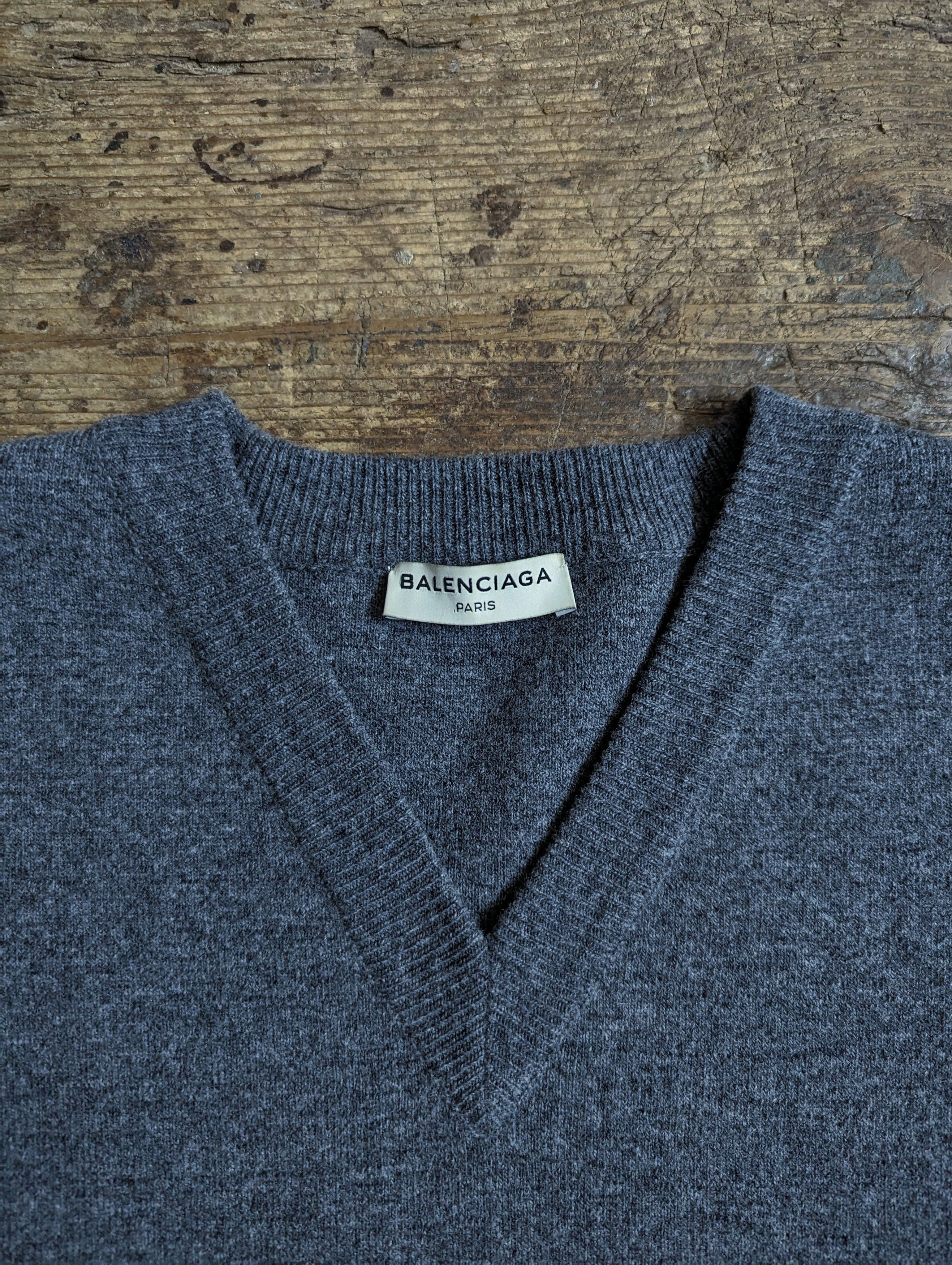 Balenciaga A/W 16 Balenciaga Paneled Details Cut Off Hem Sweater Size US M / EU 48-50 / 2 - 8 Thumbnail