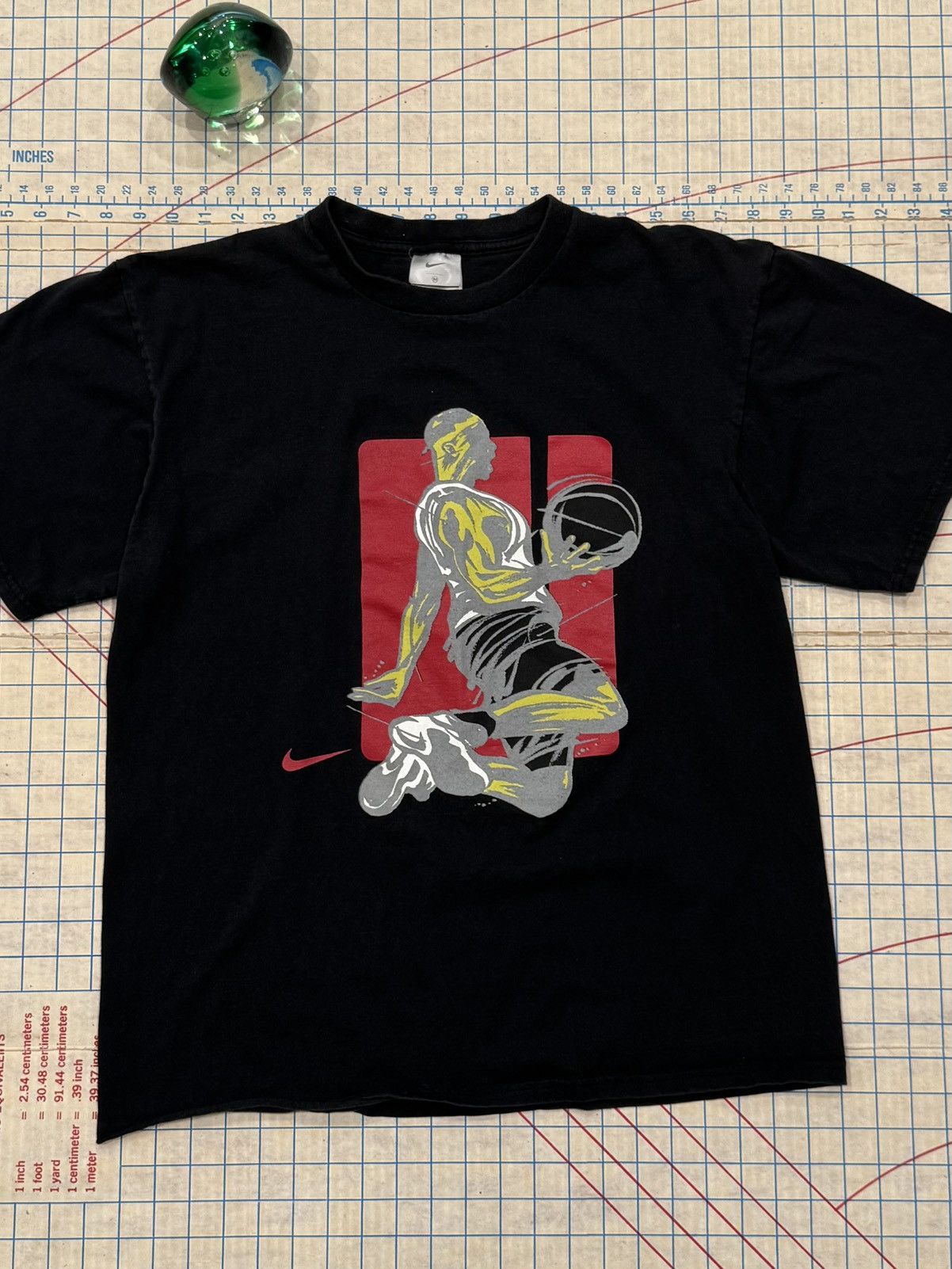 Nike Vintage Y2K Nike Basketball LeBron James Tee Medium Black Size US M / EU 48-50 / 2 - 1 Thumbnail