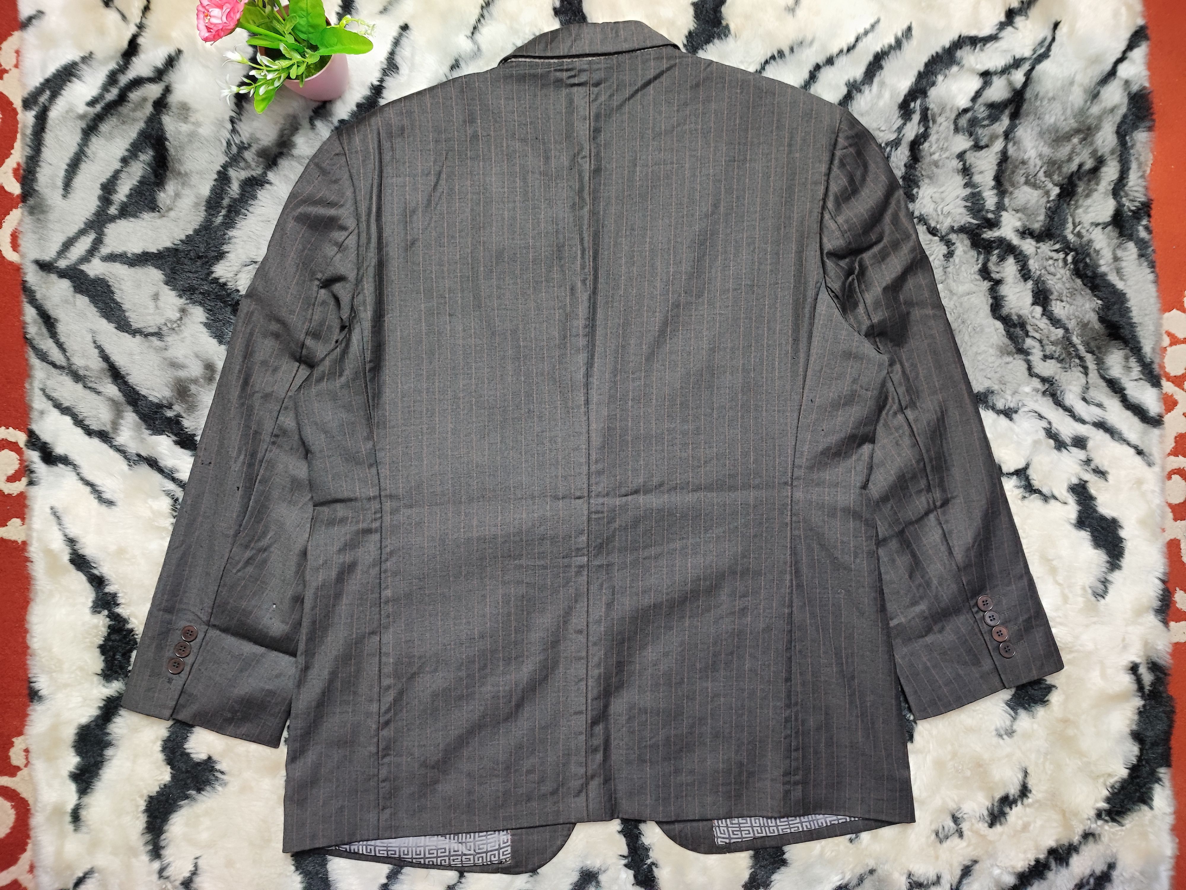 Givenchy Vintage rare Givenchy Blazer Jacket Size 44R - 13 Thumbnail