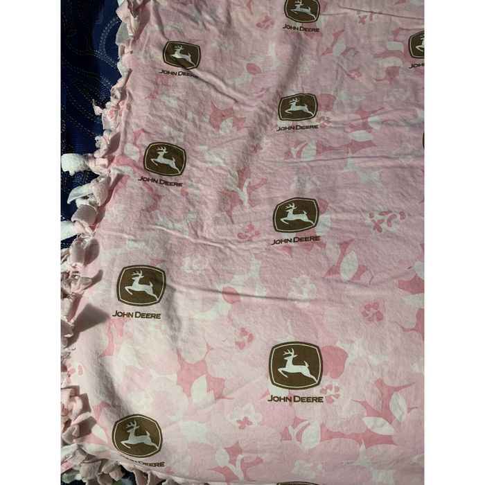 John Deere John Deere Pink Camouflage Fleece Throw Baby Blanket Hand T