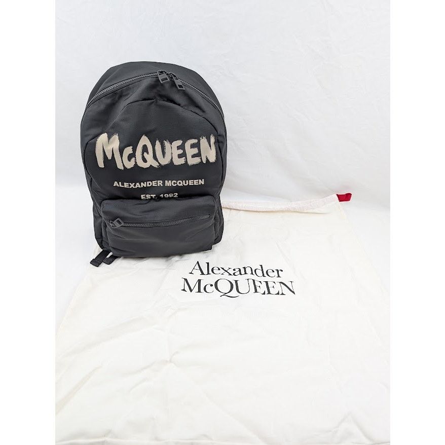 Alexander McQueen o1rshd1 Size: OS / New MCQ Graff Metropolitan Backpack Black Size ONE SIZE - 14 Thumbnail