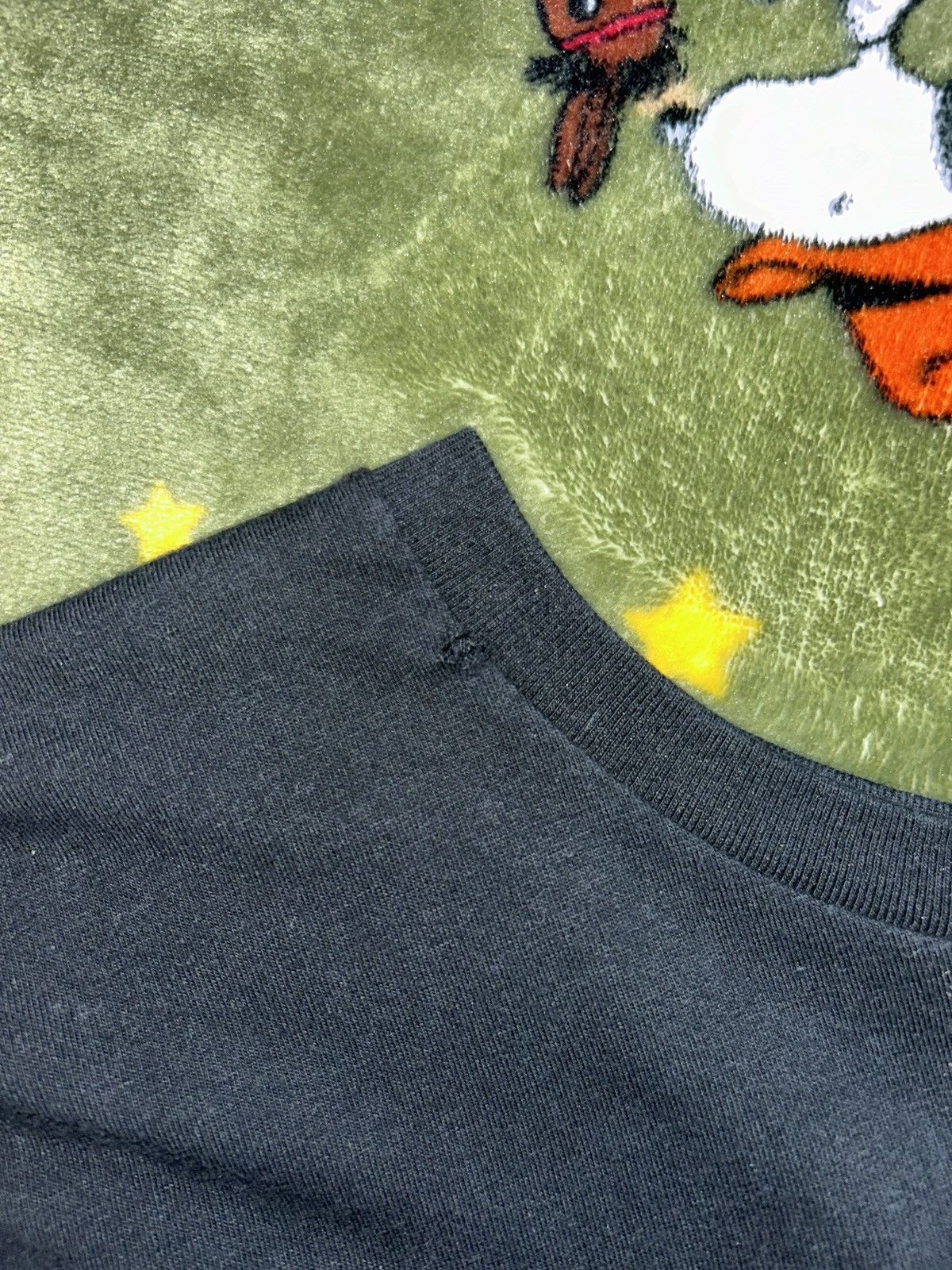 Kaws × Uniqlo Kaws Uniqlo Sesame Street Count Dracula shirt Size US M / EU 48-50 / 2 - 8 Thumbnail