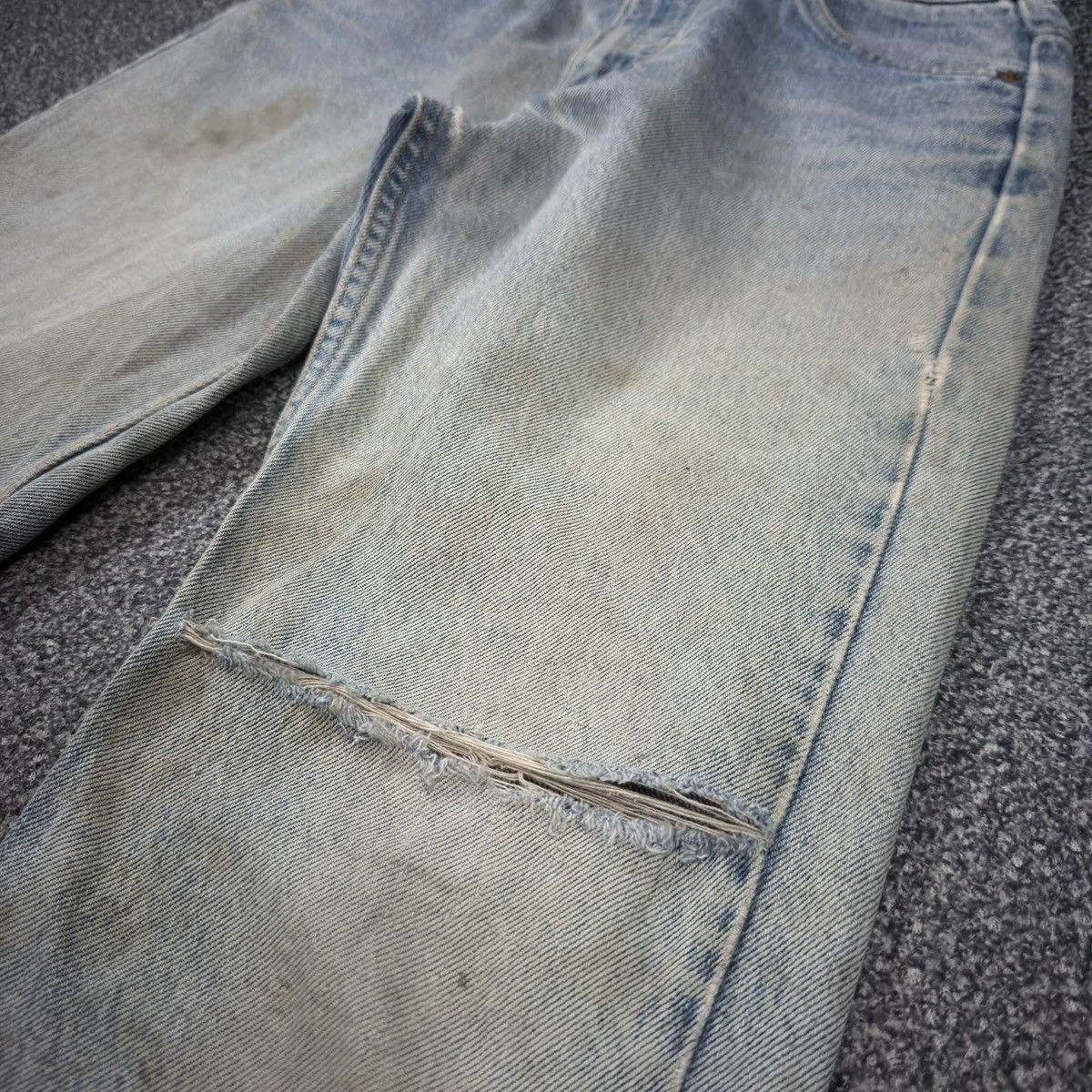 Levi's Vintage Clothing Insane Destroyed ‼️ Flared 1997 Levis 517 Bootcut Washed Size US 30 / EU 46 - 5 Thumbnail