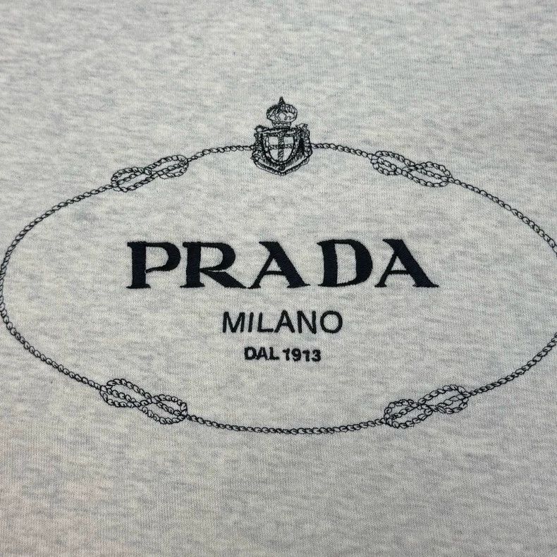 Prada Prada Beige gray embroidered logo short sweatshirt 2502-Nex Size US L / EU 52-54 / 3 - 7 Thumbnail