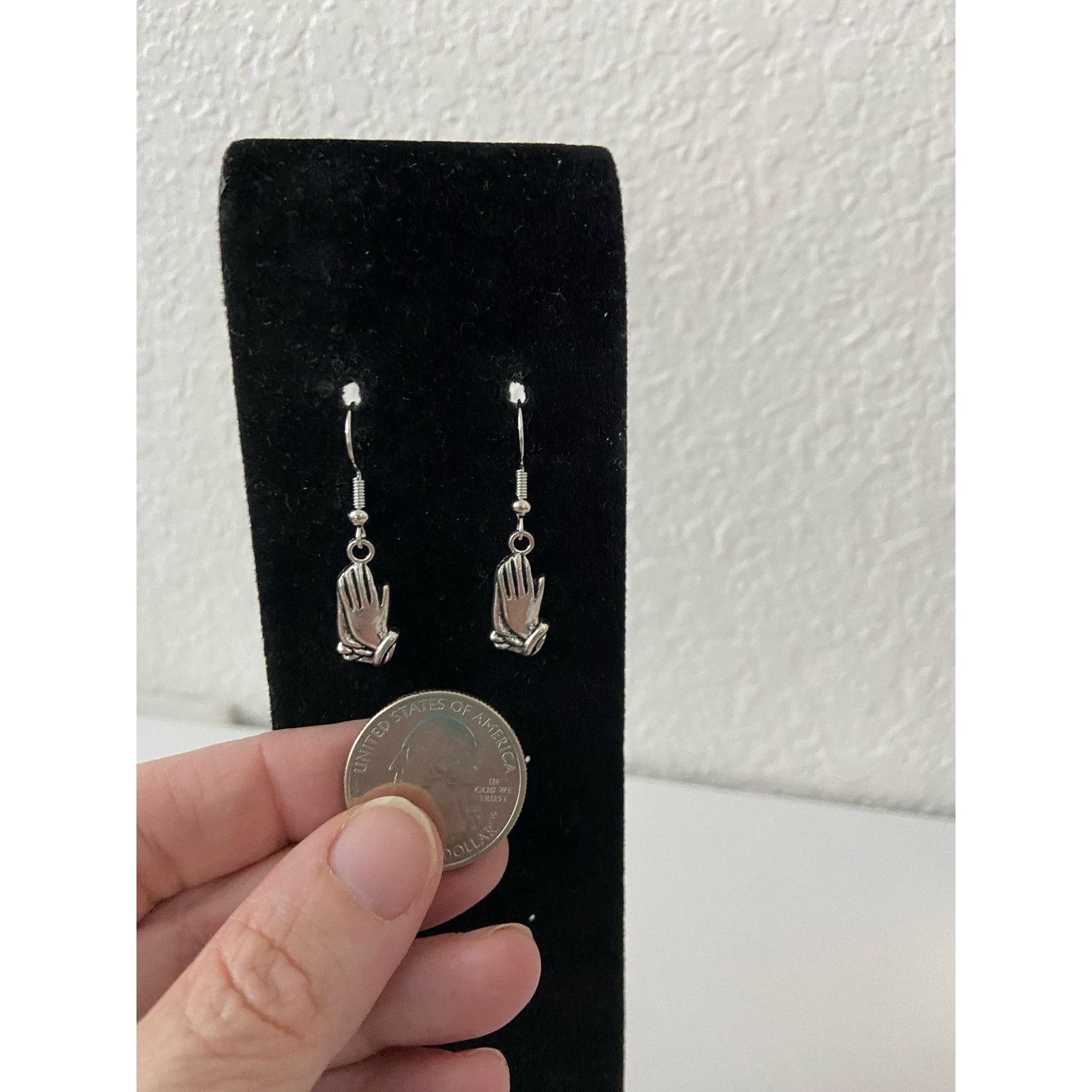 Other Handmade, praying, hands, earrings, silver tone Size ONE SIZE - 2 Thumbnail