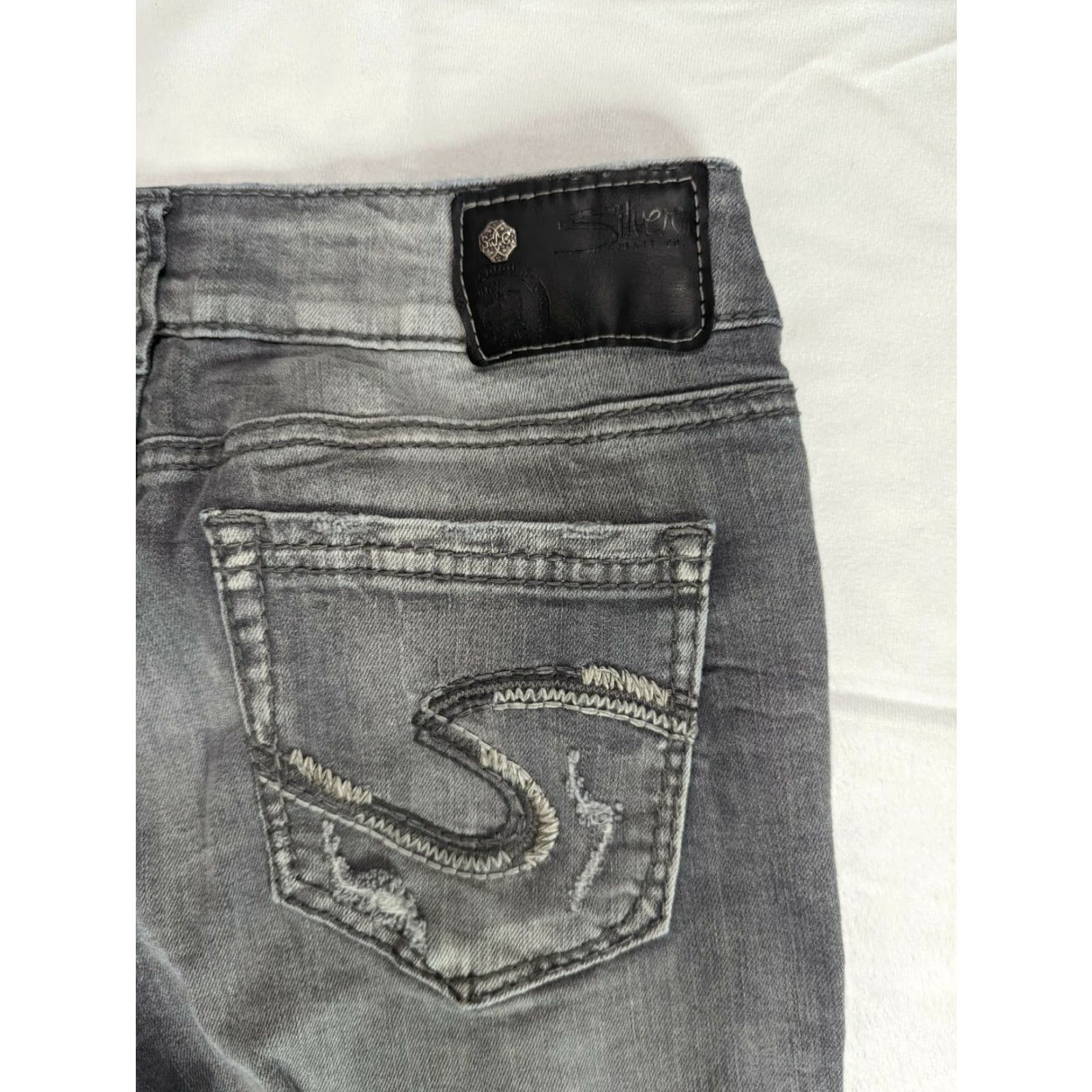 Vintage Silver Jeans W28x27L Slim Mid Ankle Gray Distressed Frayed Hem Jeans M5J Womens Size 28" / US 6 / IT 42 - 6 Thumbnail