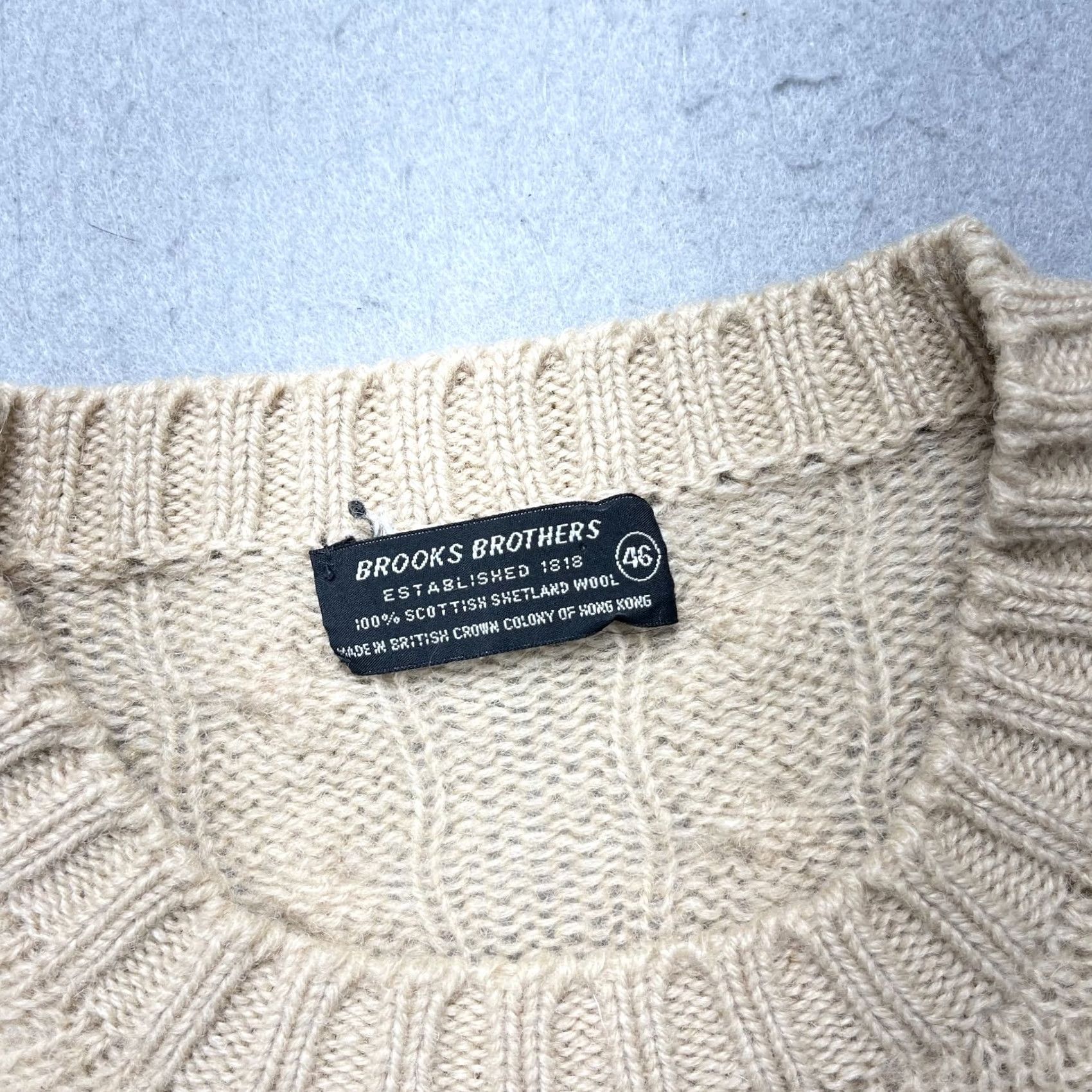 Brooks Brothers VINTAGE Brooks Brothers Sweater Mens 46 Brown Beige Cable Knit Wool Crew Neck Pullover Regular Size 46 UK Brown Mens 46 Cable-Knit Wool Classic Preppy Size US XXL / EU 58 / 5 - 4 Thumbnail