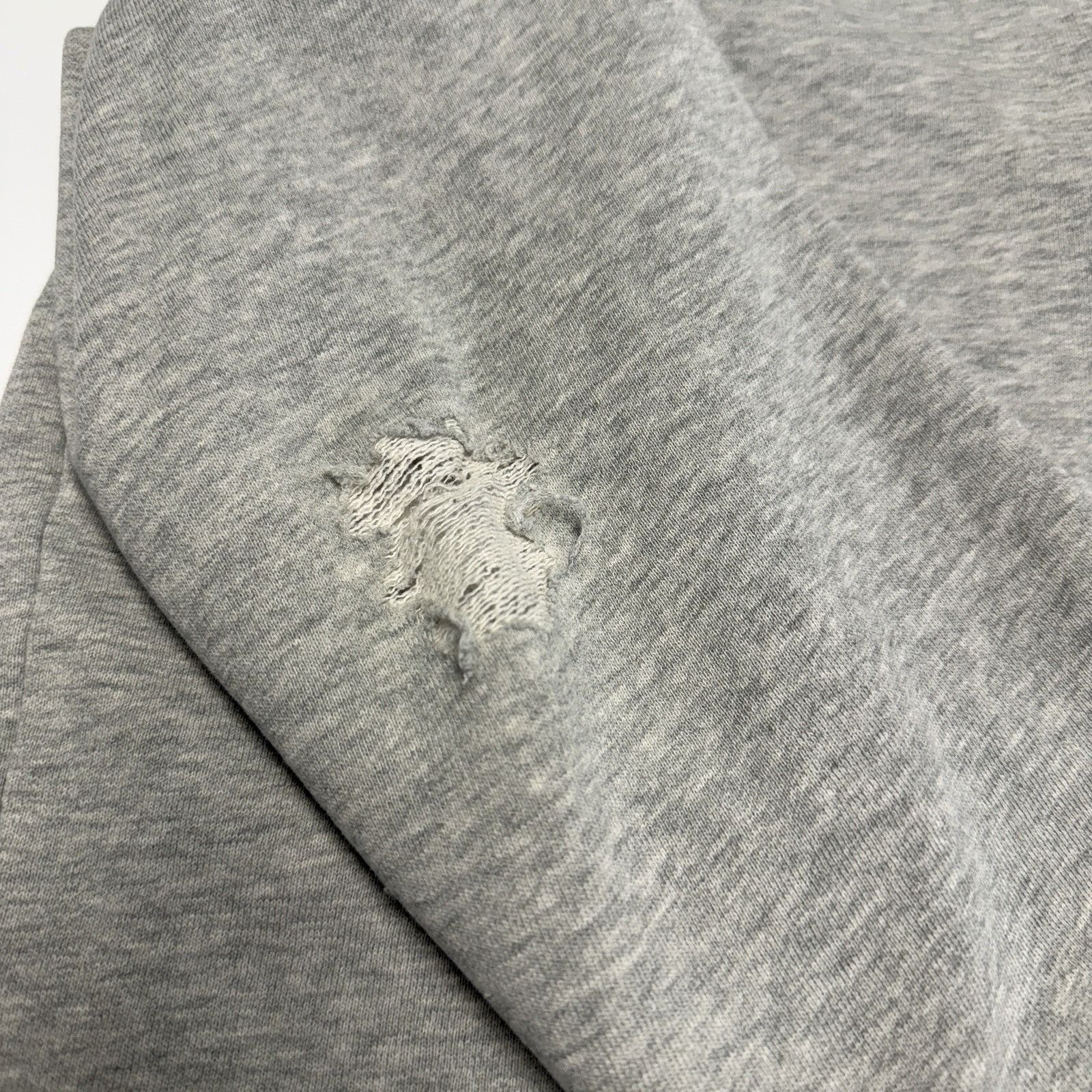 Disney Vintage Disney Grumpy Sweatshirt Mens Large Gray Crew Neck 9 Size US L / EU 52-54 / 3 - 7 Thumbnail