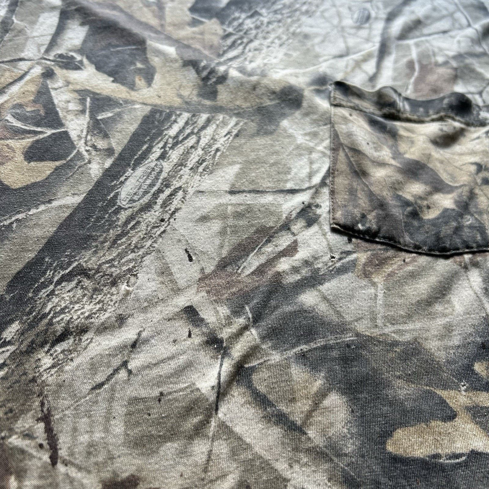 Realtree × Vintage Vintage 90s Realtree Camo T Shirt Pocket Long Sleeve Large Size US L / EU 52-54 / 3 - 3 Thumbnail