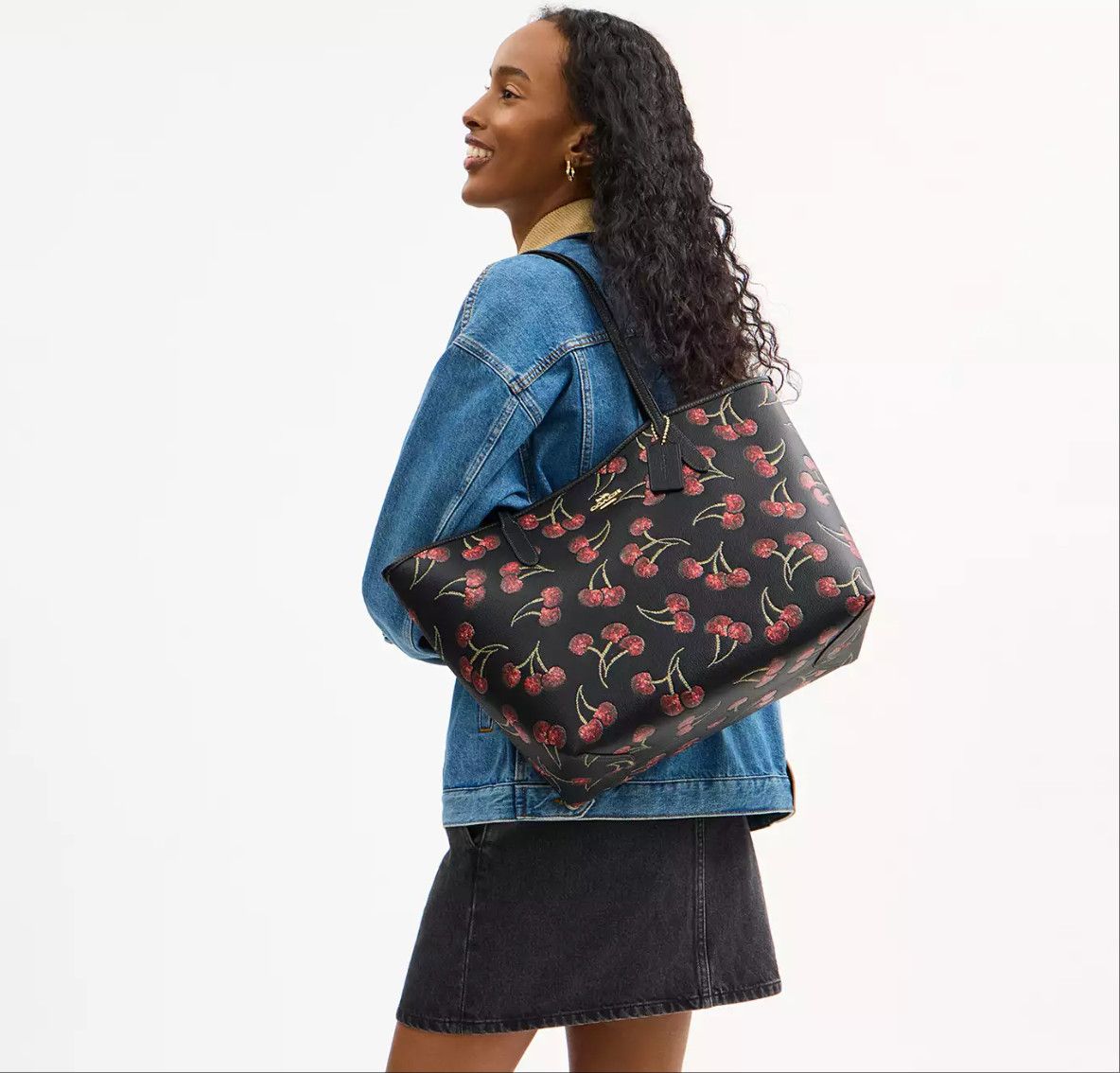 Coach NWT Coach City Tote Bag With Cherry Print CCZ18 Size ONE SIZE - 8 Thumbnail