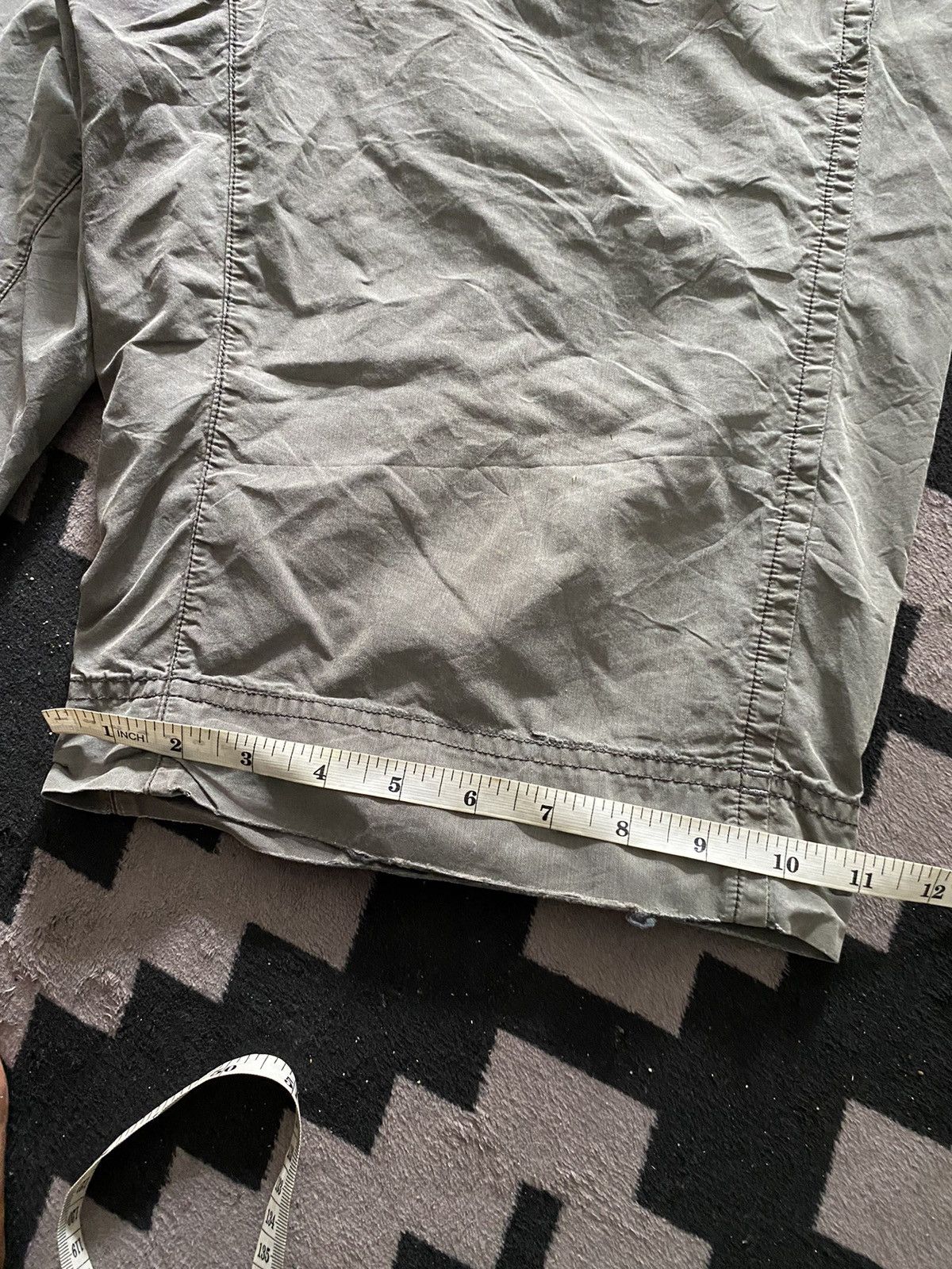 Arc'teryx × Vintage Vintage arc’teryx distressed short pants Size US 34 / EU 50 - 9 Thumbnail