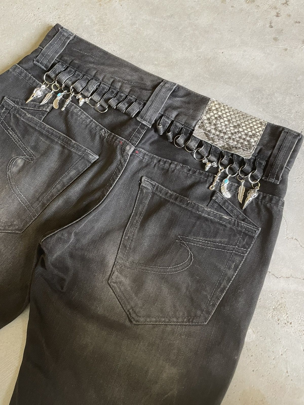 5351 POUR LES HOMMES × Obelisk × semanticdesign Semantic design Pierced & Charms Gothic Claw Mark Jeans Size US 30 / EU 46 - 16 Thumbnail