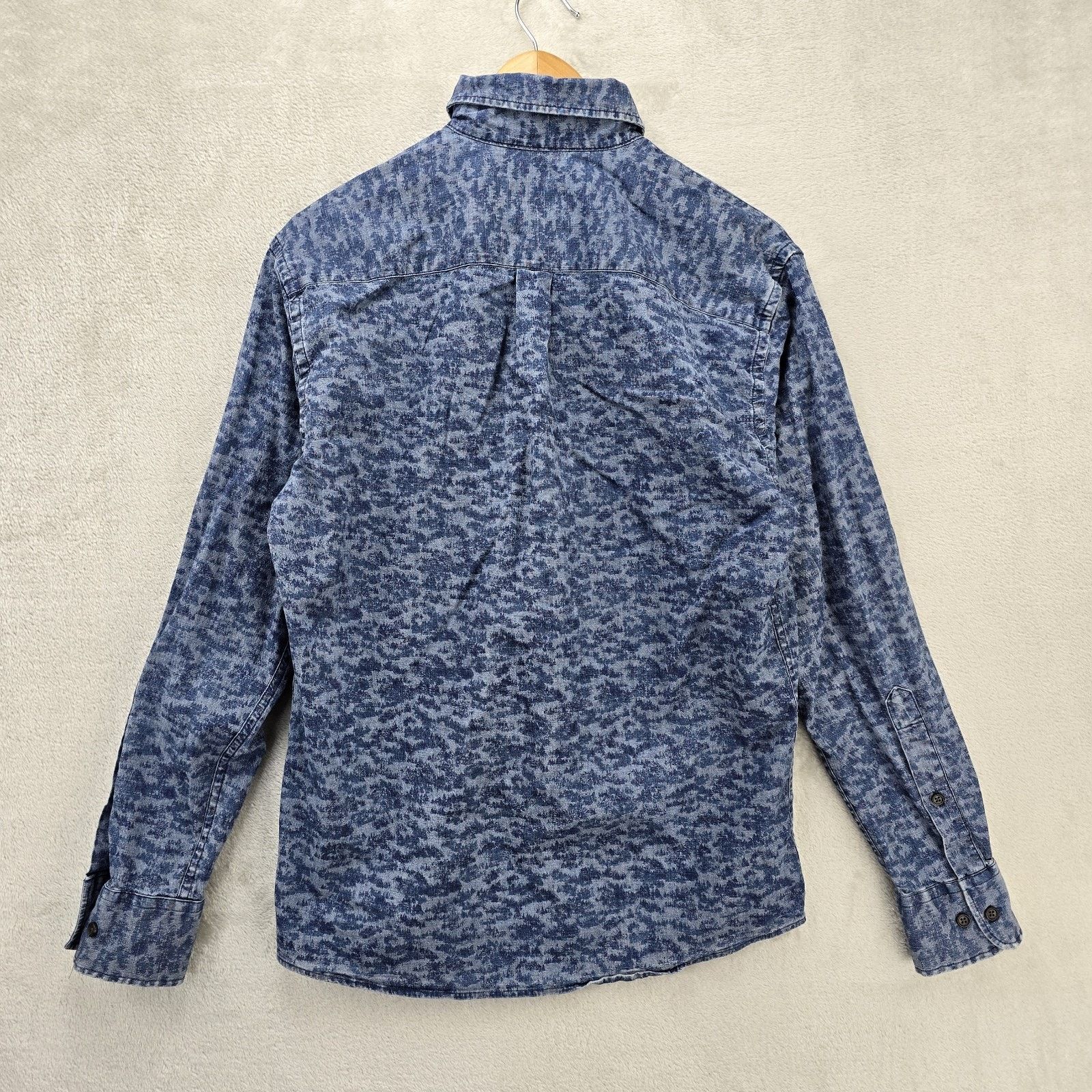 Peter Millar Peter Millar Shirt Mens Medium Fir Camo Chambray Button Up Size US M / EU 48-50 / 2 - 9 Thumbnail