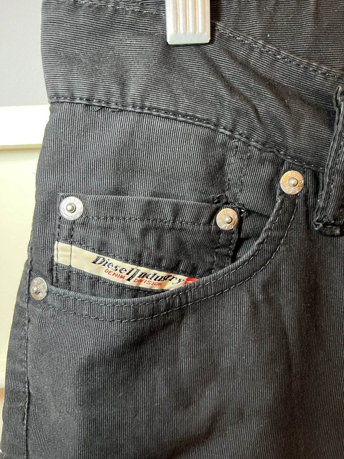 Diesel Vintage Diesel made in Italy micro corduroy straight pants Size US 31 - 4 Thumbnail