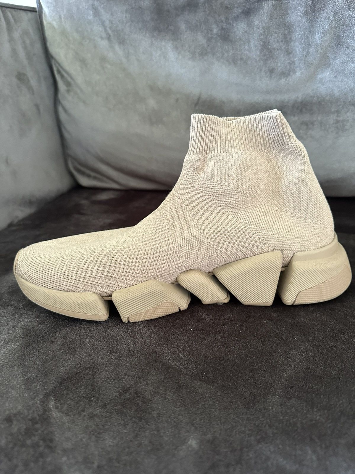 Balenciaga Balenciaga Speed 2.0-sneakers beige size 39 Size US 8 / IT 38 - 4 Thumbnail