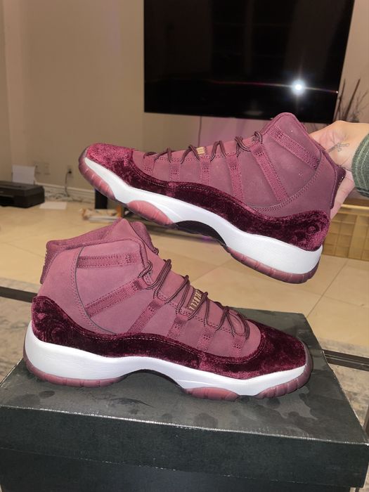 Air jordan 11 heiress on sale velvet