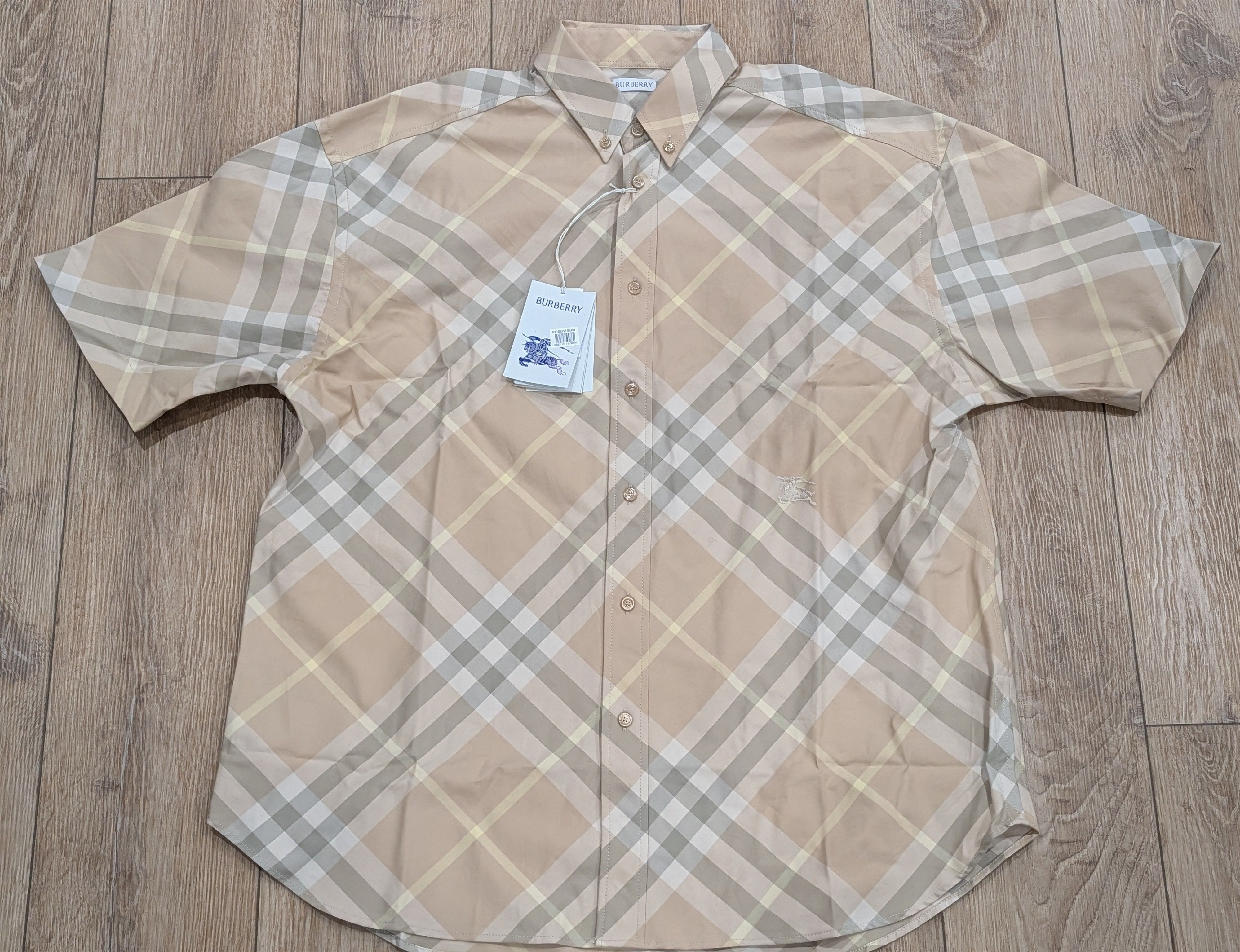 Burberry Burberry Checked Cotton SS Button Up Shirt Flax IP Large Size US L / EU 52-54 / 3 - 1 Thumbnail