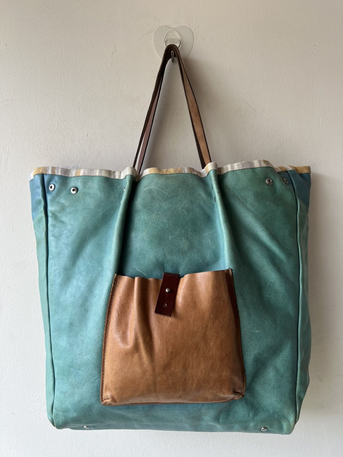 Leather Vintage Icaru Japan Faded Distressed Patina Leather Tote Bag Size ONE SIZE - 20 Thumbnail