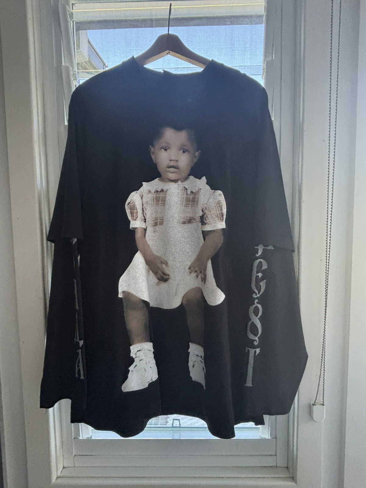 Balenciaga × Gap × Kanye West Kanye West DONDA 2 Layer L/S T-Shirt Size US L / EU 52-54 / 3 - 1 Thumbnail