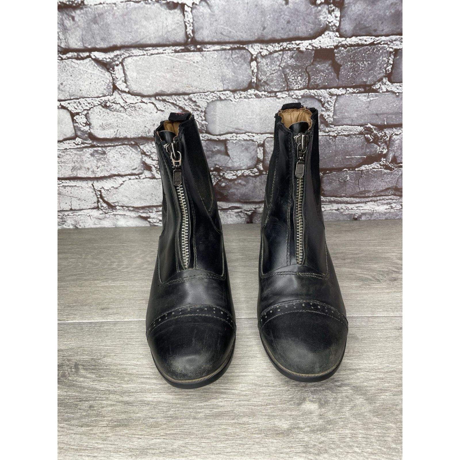 Justin Justin Black Leather Front Zip Jodhpur Cap Toe Boots Women S Size US 7 / IT 37 - 19 Thumbnail