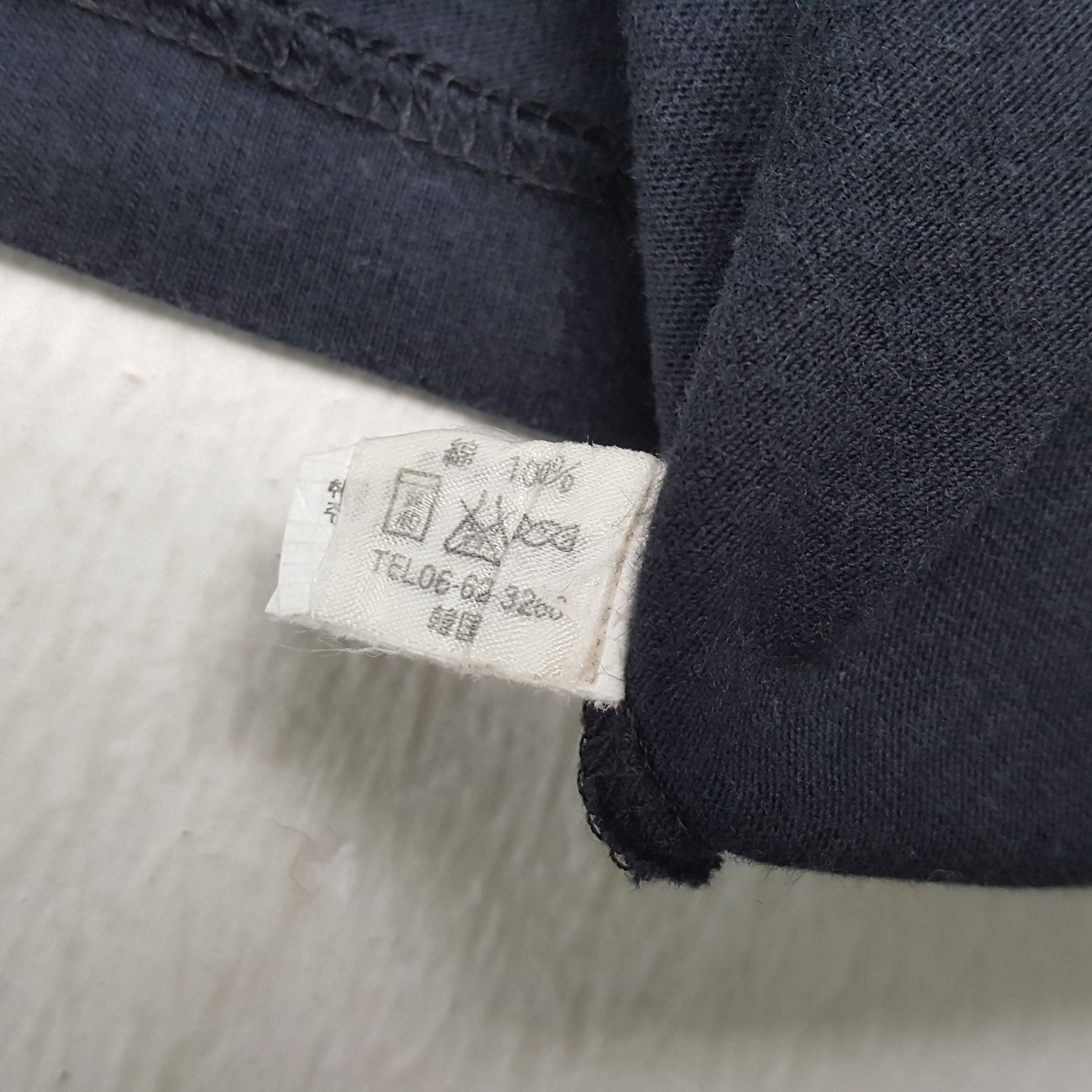 Vintage × Yves Saint Laurent YVES SAINT LAURENT Paris Center Spellout Design Tshirt Size US M / EU 48-50 / 2 - 6 Thumbnail