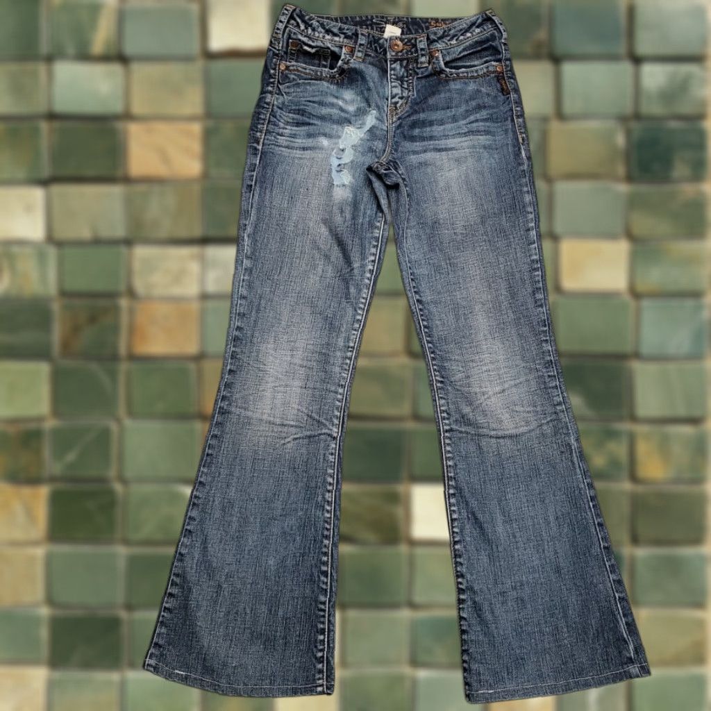 Silver Jeans Co. VINTAGE Silver Jeans Womens Jeans Flared 28x35 Blue Denim Distressed Suki Thick Stitch USA Adults Womens Size 28" / US 6 / IT 42 - 1 Thumbnail