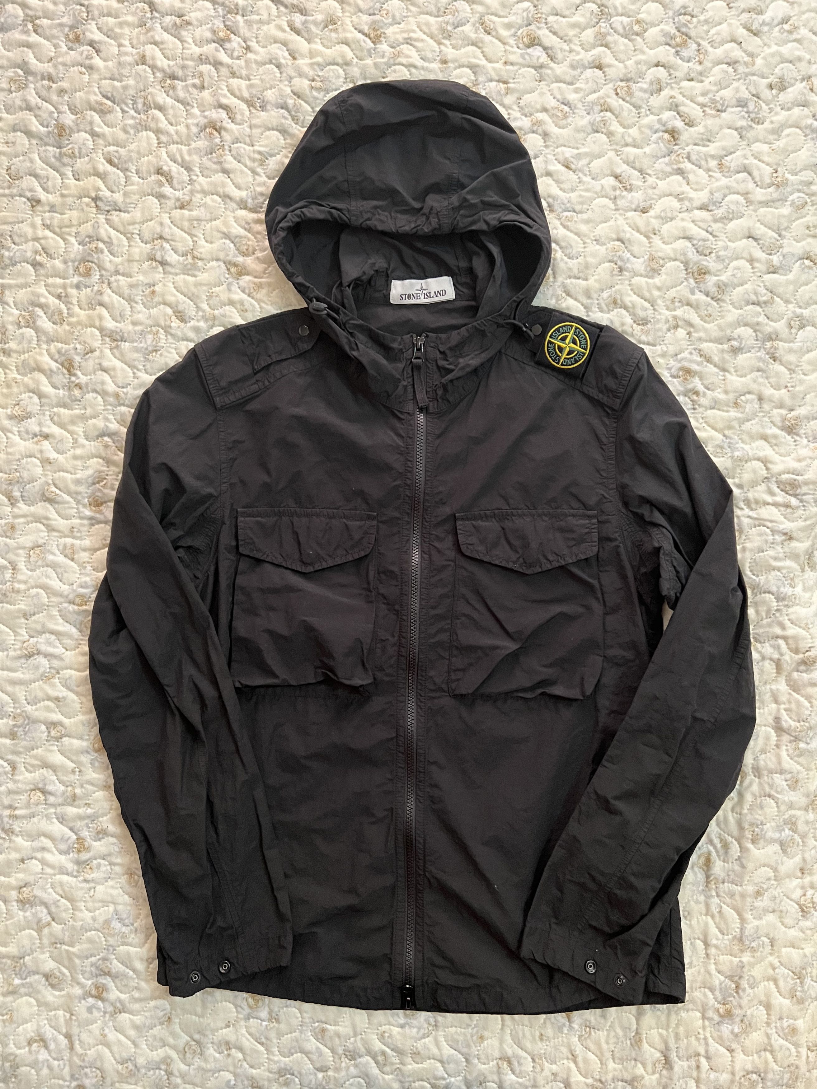 image of Stone Island Naslan Light Shoulder Badge Overshirt Hooded in Black, Men's (Size Small)