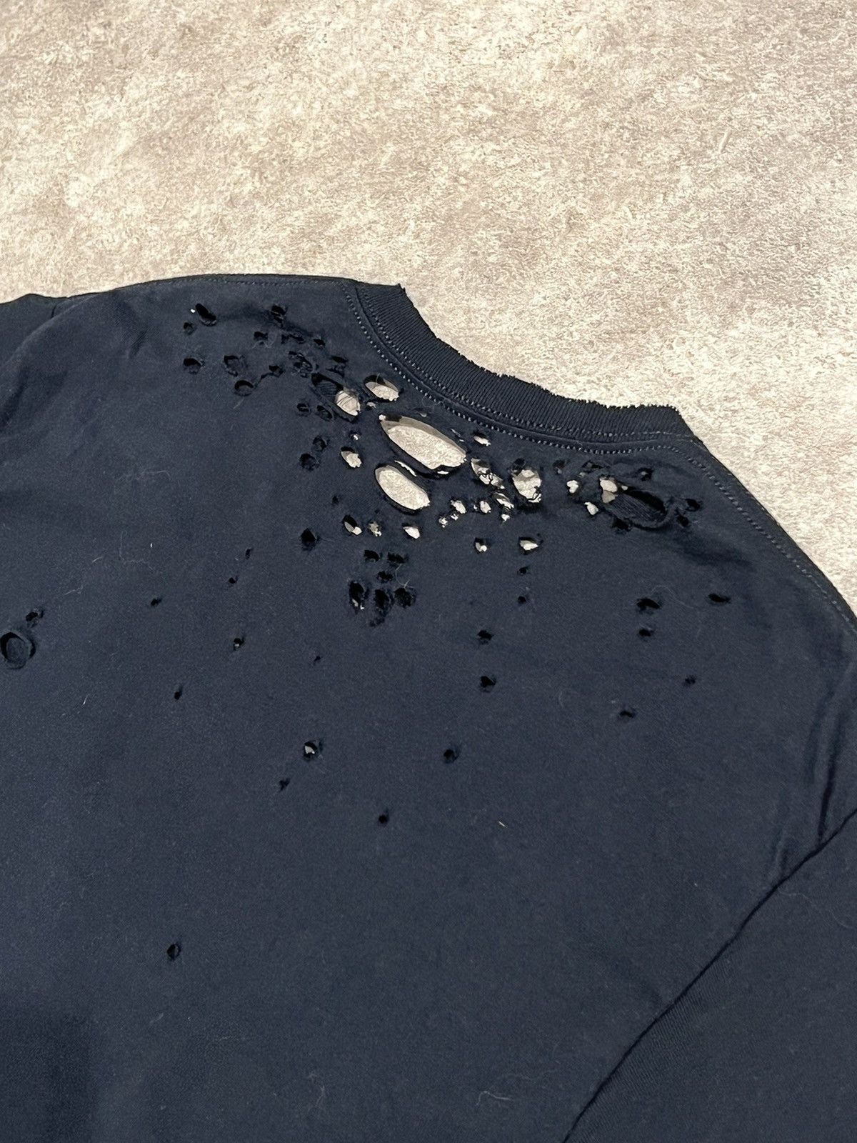 Japanese Brand × Vintage Thrashed Ripped Distressed Black Shirt Size US S / EU 44-46 / 1 - 10 Thumbnail