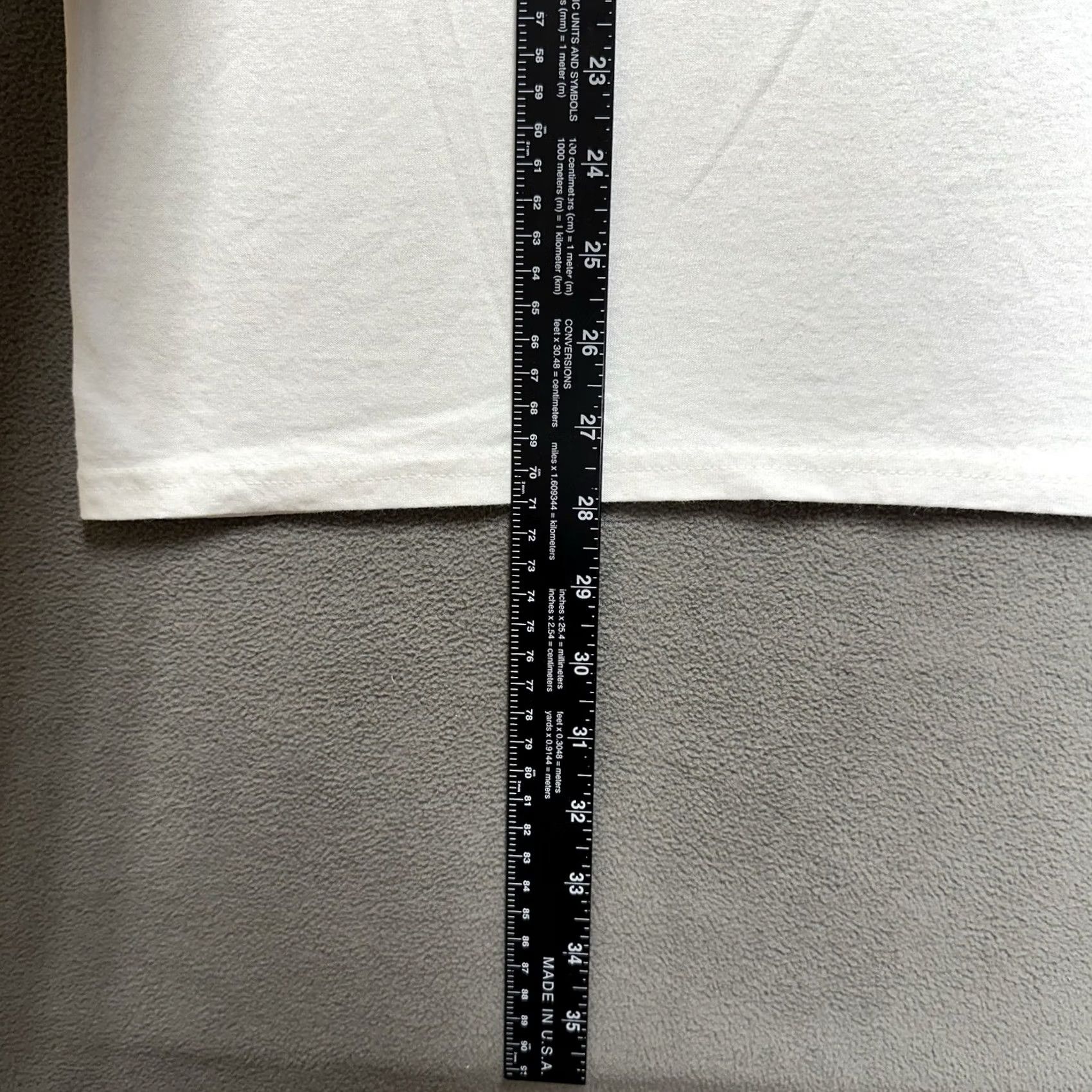 Vintage Barney Shirt Mens Large White Graphic Tee Crewneck Short Sleeve EUC Size US L / EU 52-54 / 3 - 7 Thumbnail
