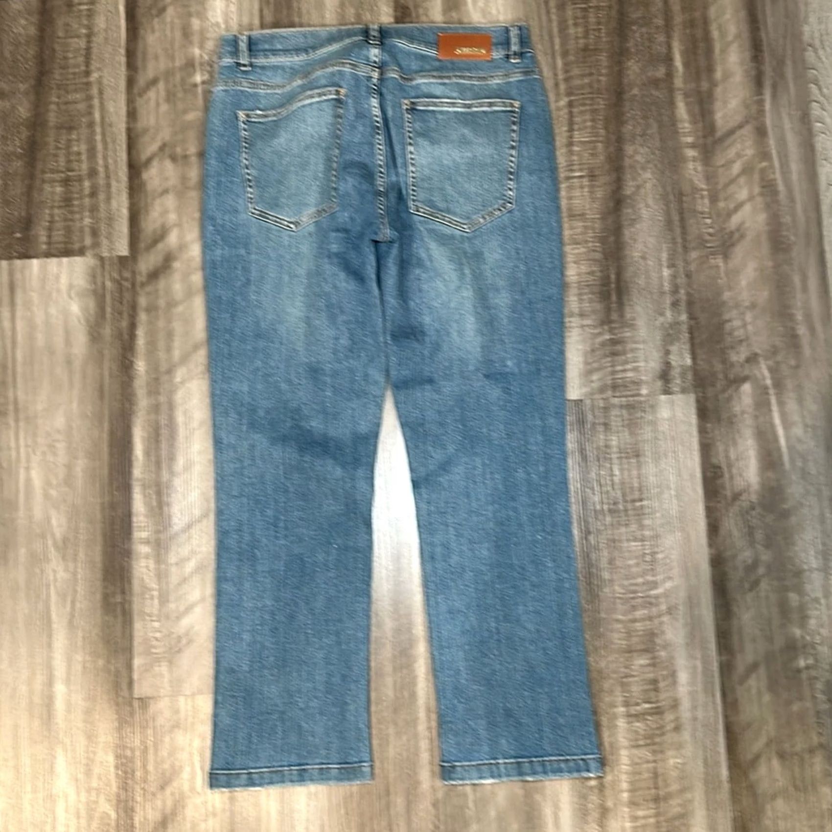 Escada ESCADA Jeans - 38 Women Sequined Blue Cotton Elastane Straight Regular 31 Inseam 27.5" 37.5" Rise 10" Leg Opening 7.5" Thigh 13" MS10568 Mens? Size 30" / US 8 / IT 44 - 2 Thumbnail