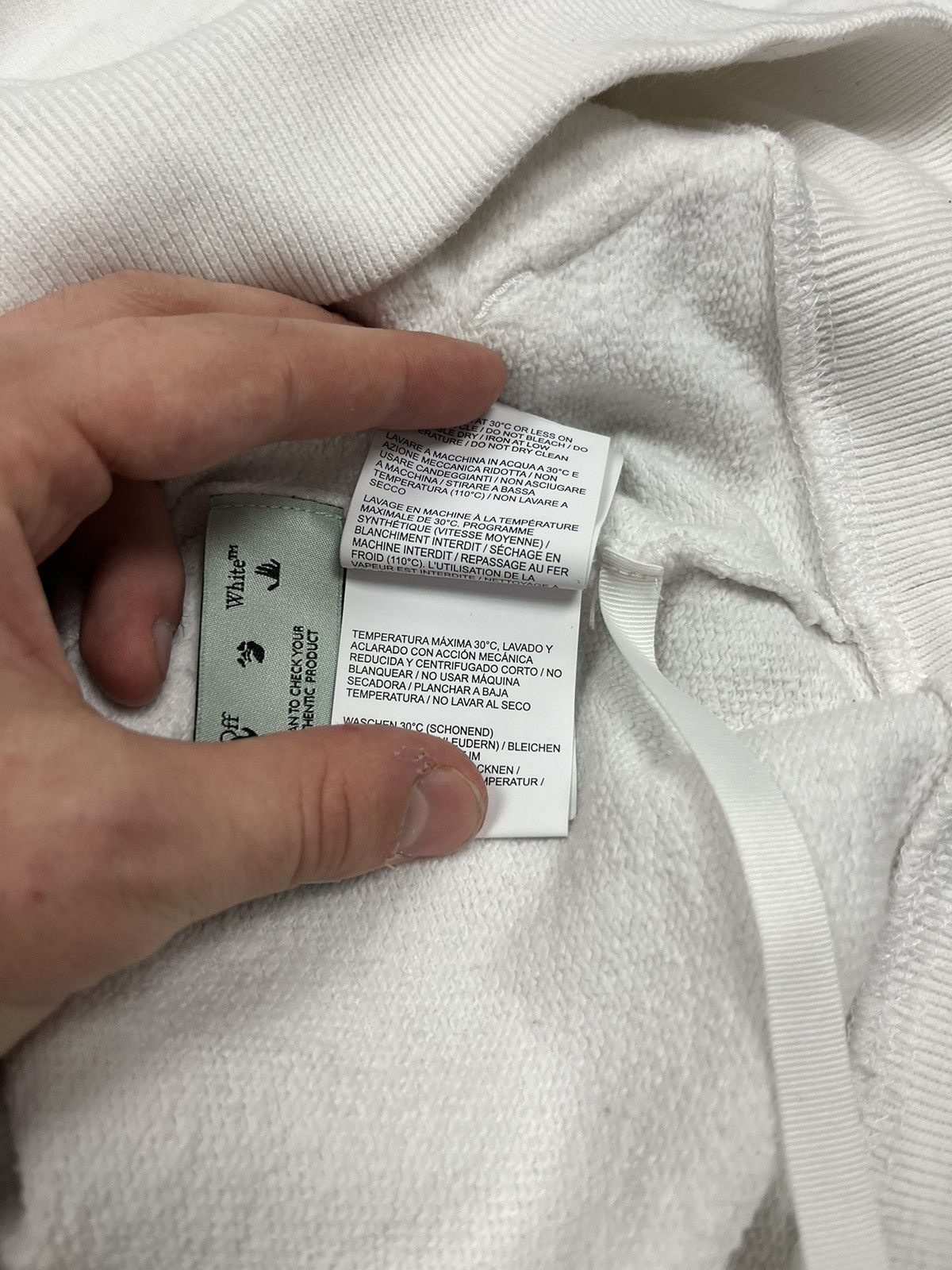 Japanese Brand Hoodie Off-White Size US S / EU 44-46 / 1 - 12 Thumbnail