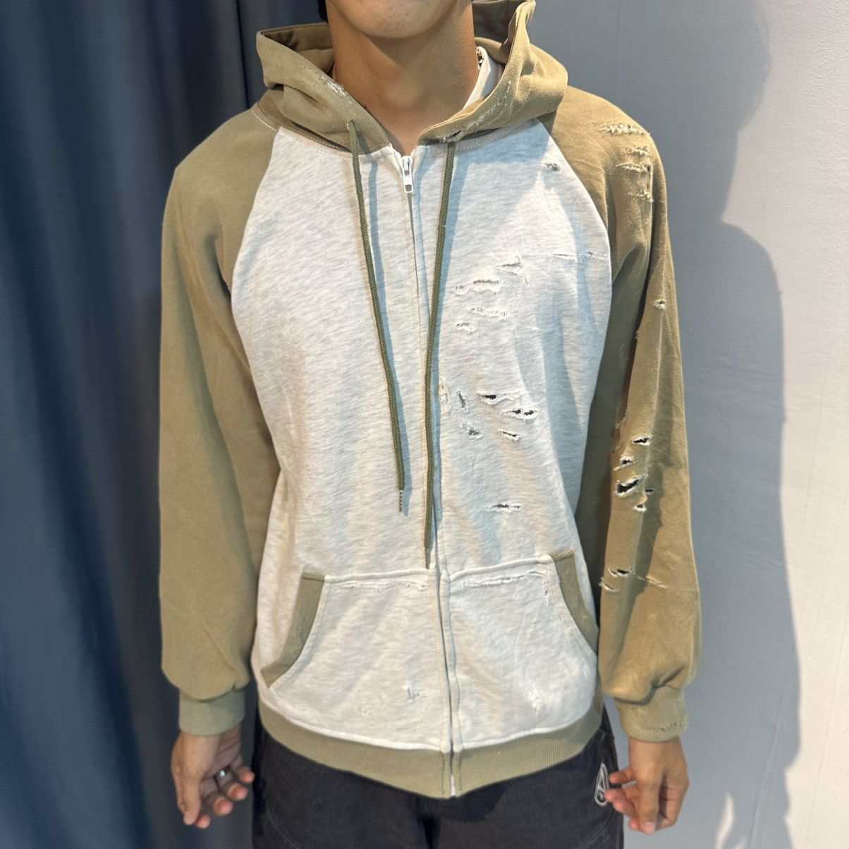 Japanese Brand DISTRESSED TWO TONE COLOR HOODIE JAPANESE BRAND Size US M / EU 48-50 / 2 - 1 Thumbnail