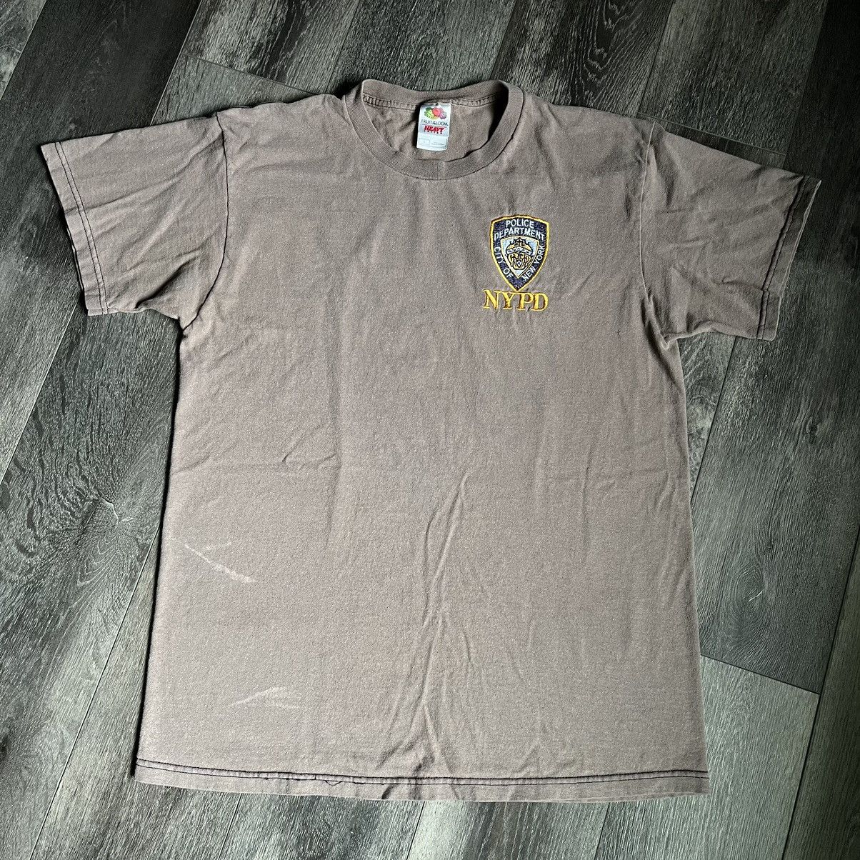 Vintage Vintage 1990s NYPD New York Police Department Small Logo Tee Size US L / EU 52-54 / 3 - 2 Thumbnail