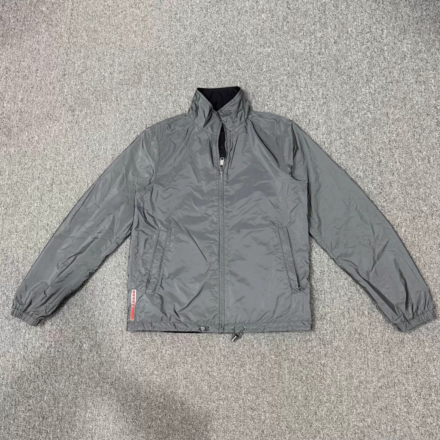Prada Prada Reversible Black Gray Nylon Jacket 48 Logo-Hem Size US M / EU 48-50 / 2 - 2 Thumbnail