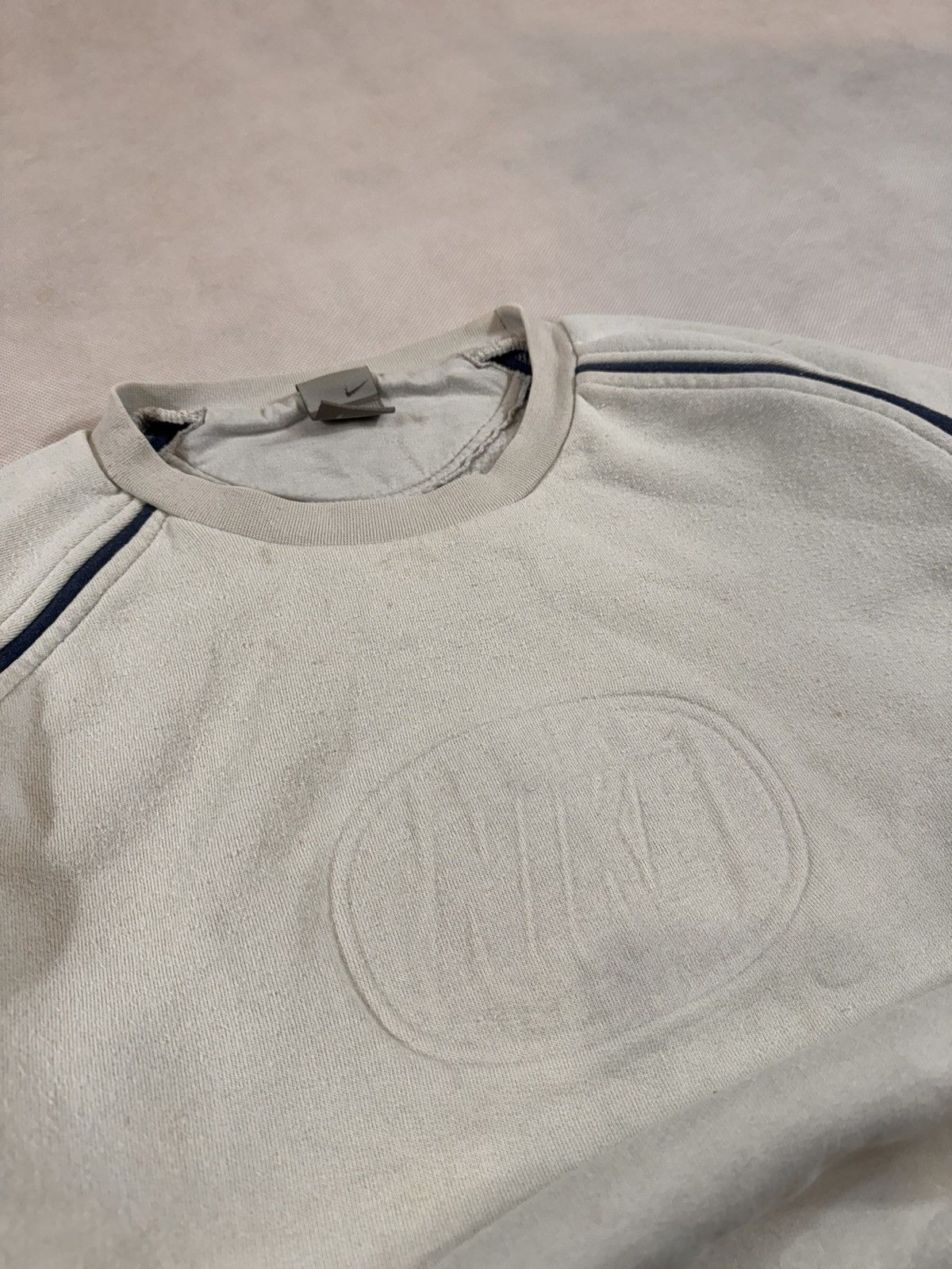 Nike × Vintage NIKE VINTAGE CENTER LOGO OVERSIZE BOXY SWEATSHIRT Size US XL / EU 56 / 4 - 4 Thumbnail