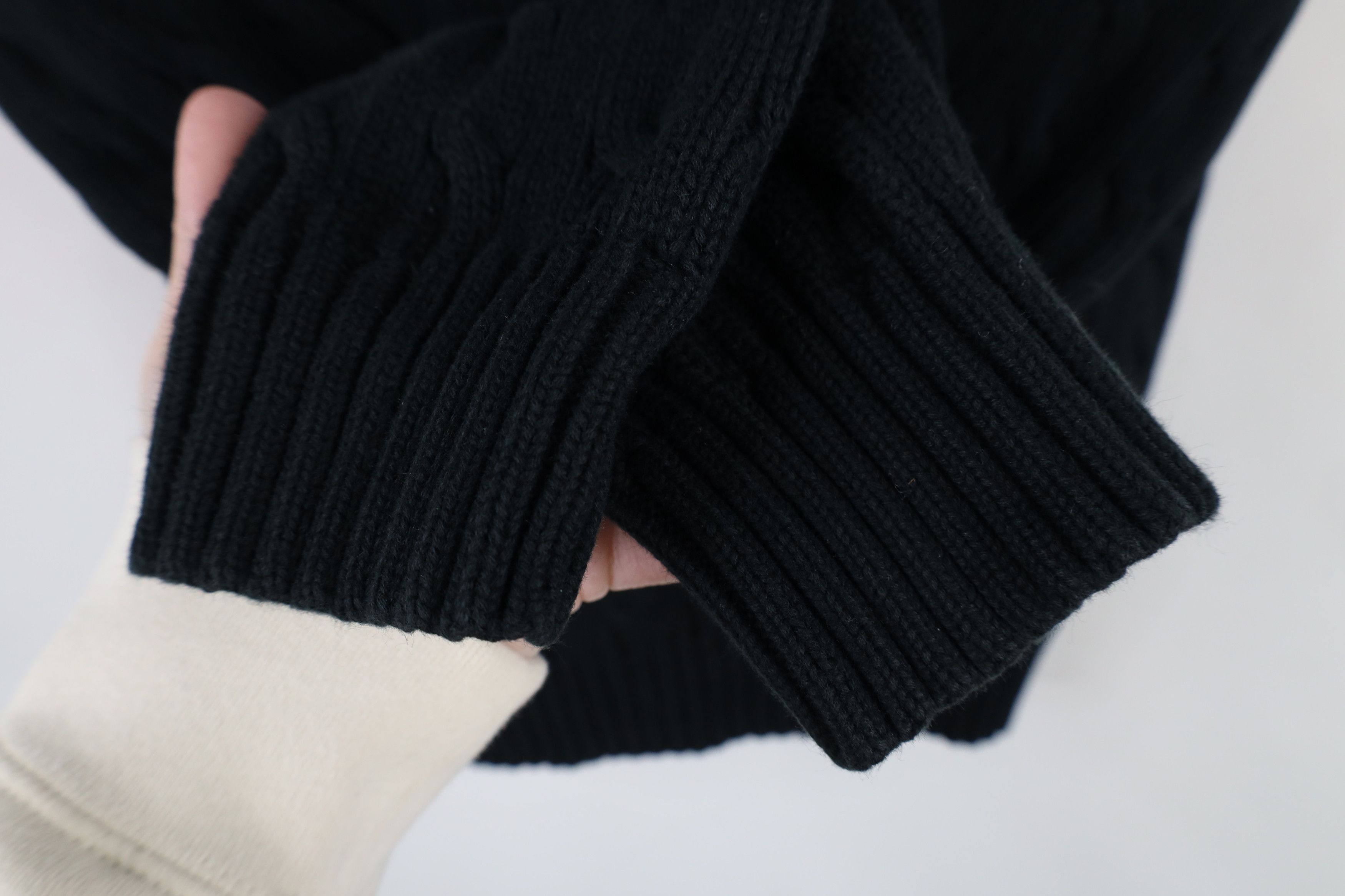Ralph Lauren × Vintage Vintage 90s Ralph Lauren Cable Knit V-Neck Sweater Black Size L / US 10 / IT 46 - 6 Thumbnail
