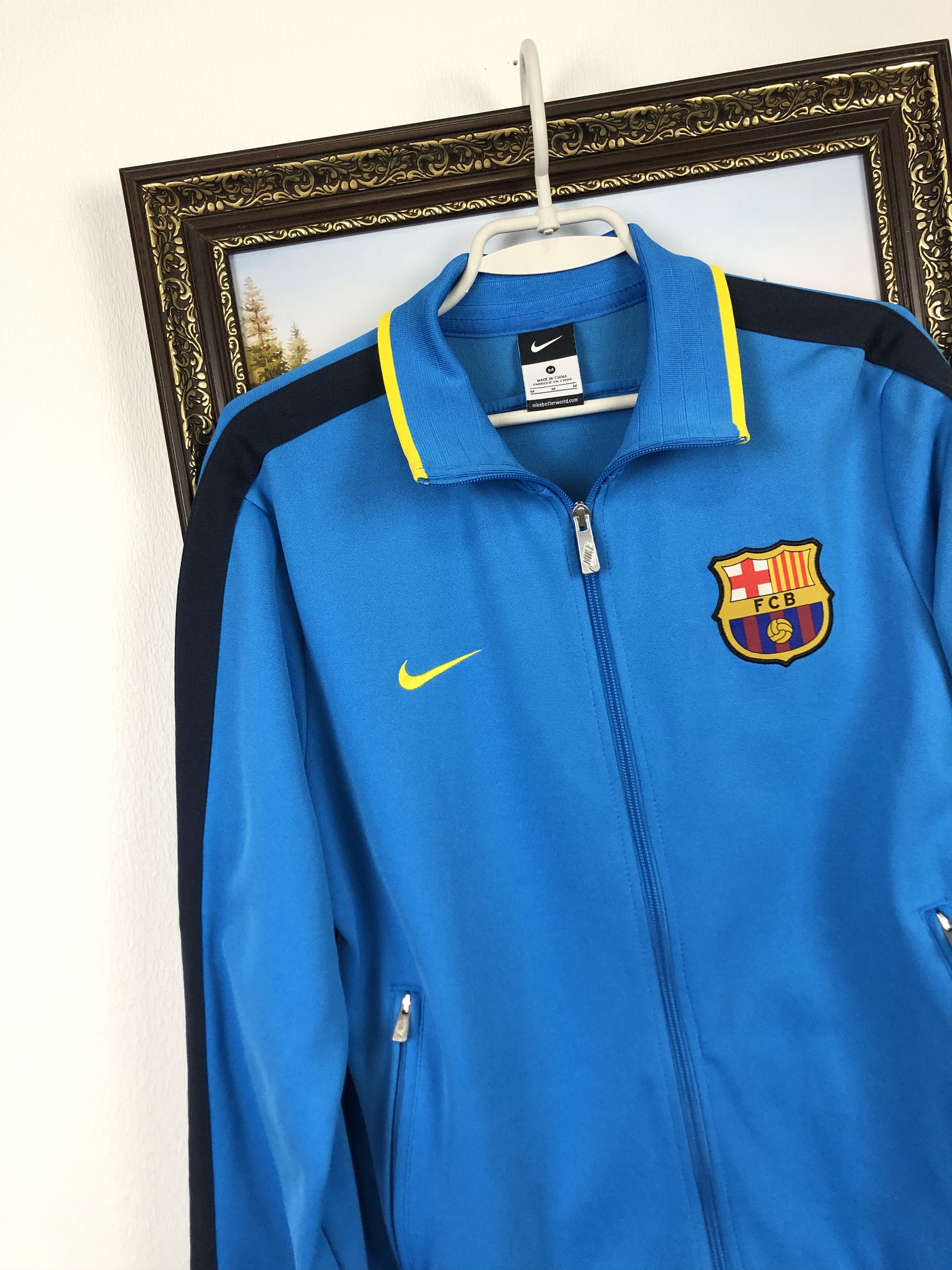 Nike Vintage Nike Barcelona Football Jacket Soccer Track Top Zip Size US M / EU 48-50 / 2 - 3 Thumbnail