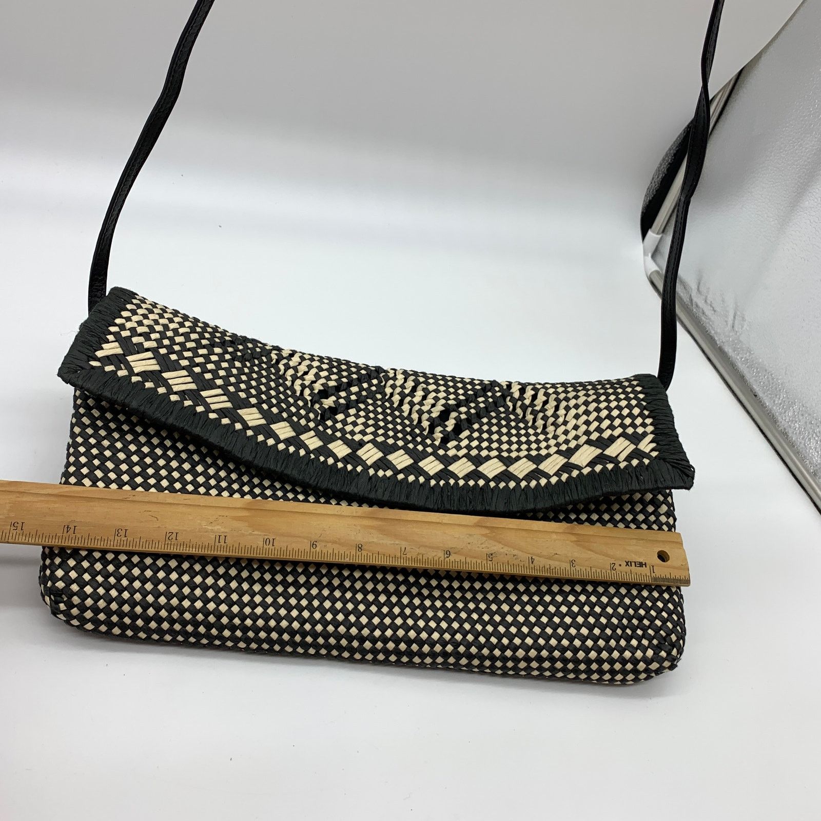 Banana Republic Banana Republic Black Straw Crossbody Purse Womens Medium Size ONE SIZE - 5 Thumbnail