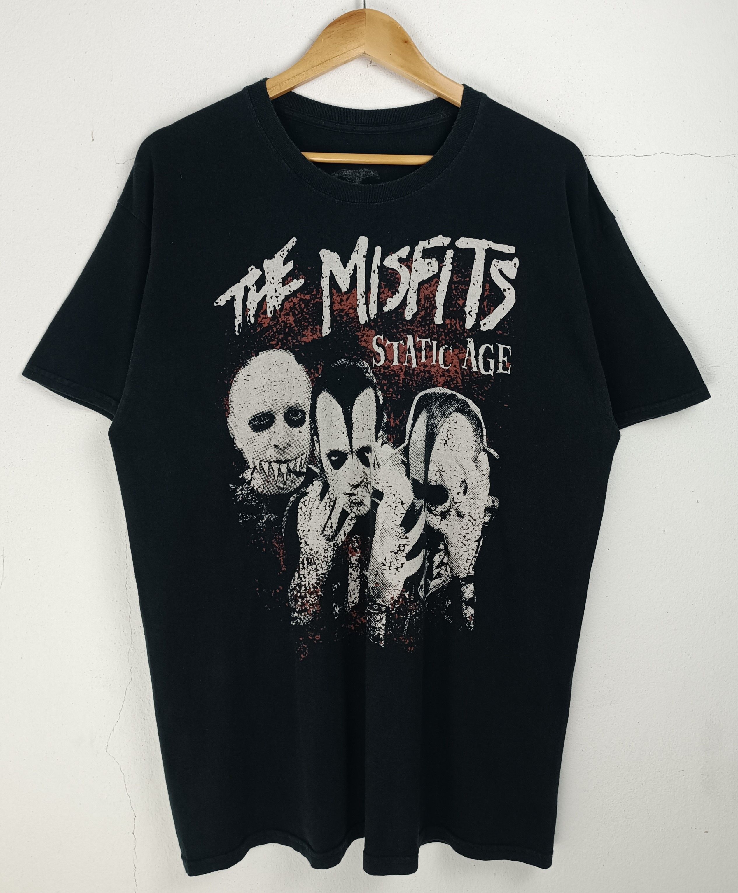 Band Tees VINTAGE THE MISFITS STATIC AGE FADED PUNK HORROR DANZIG TEE Size US L / EU 52-54 / 3 - 3 Thumbnail