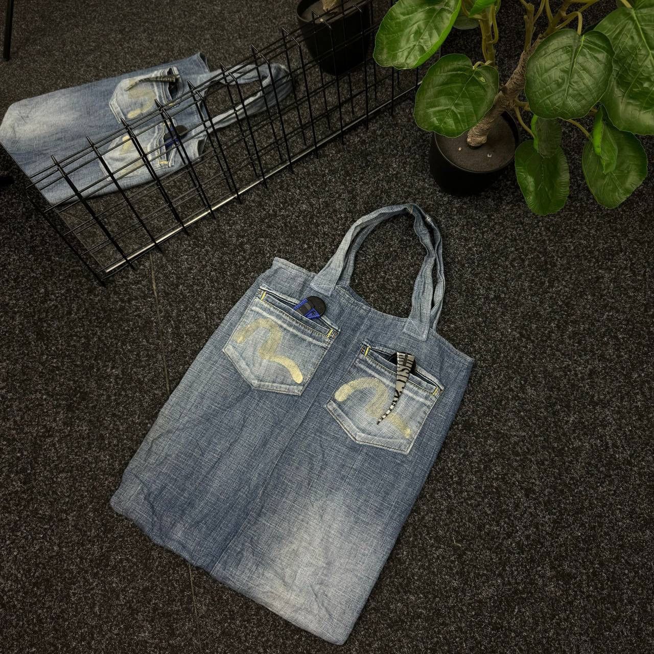 Japanese Brand Vintage Y2k Style Evisu Japanese Crossbody Shoppers Denim 90 Size ONE SIZE - 2 Thumbnail
