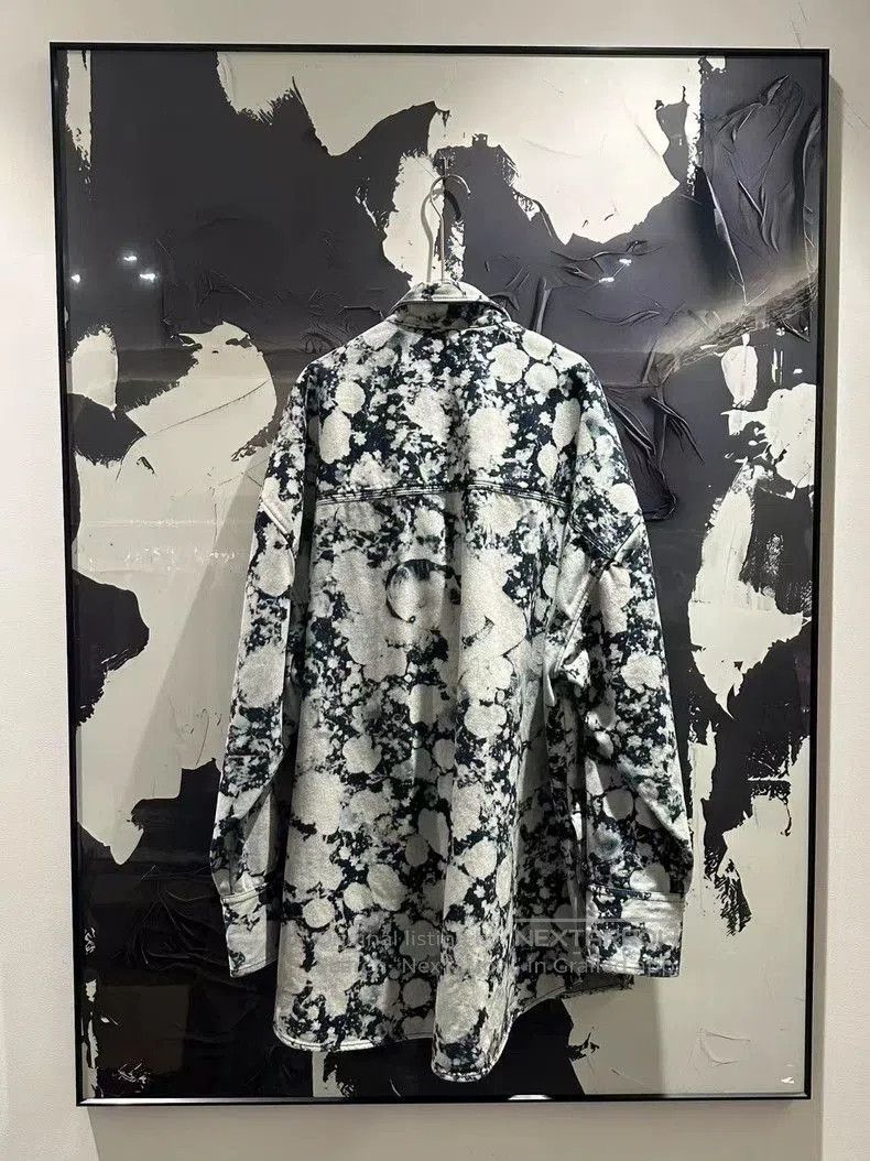 Louis Vuitton Louis Vuitton 1A53TJ Printed Shirt. Size US XS / EU 42 / 0 - 2 Thumbnail