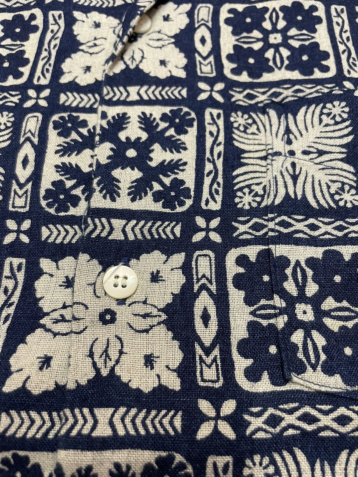 Shuttle Notes Master Cloth Indigo Floral Block Print Shirt Camp Collar Size US L / EU 52-54 / 3 - 7 Thumbnail