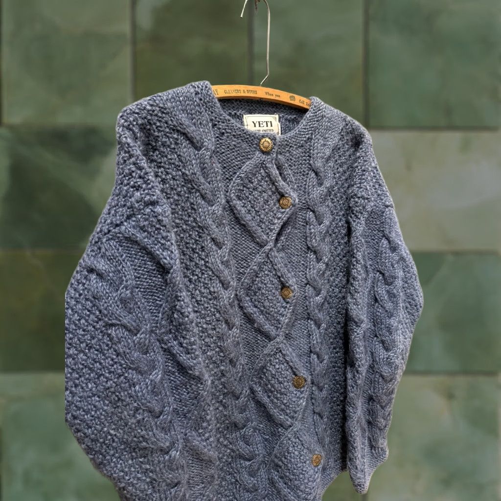 Yeti VINTAGE Yeti Cardigan Sweater Blue Wool Cable-Knit Women’s Small 80s Size S / US 4 / IT 40 - 1 Thumbnail