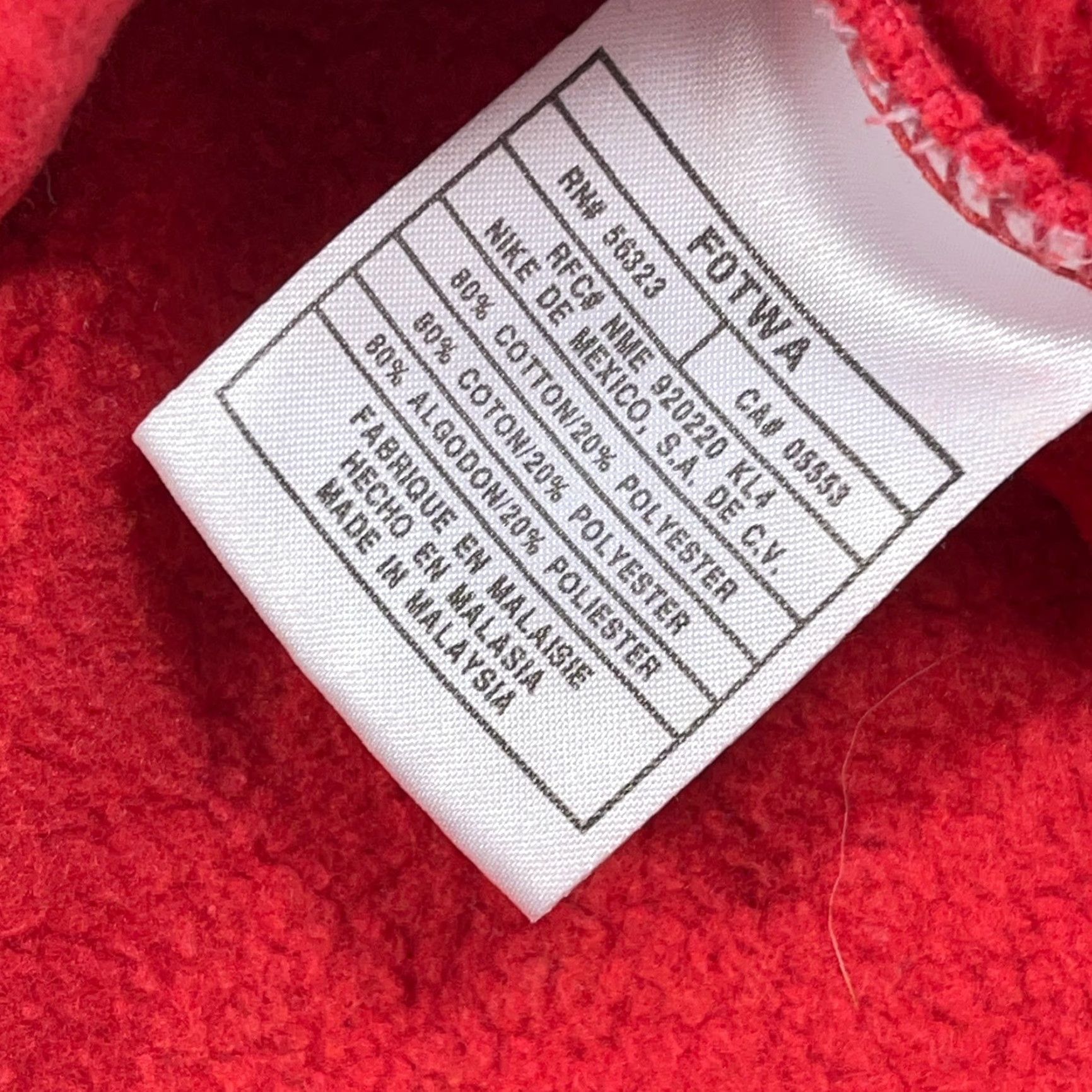 Nike VINTAGE Nike Sweatshirt Men XL Red 1/4 Zip Pullover Mock Neck Sportswear Logo Sweatshirt 2000s Mens Size US XL / EU 56 / 4 - 4 Thumbnail