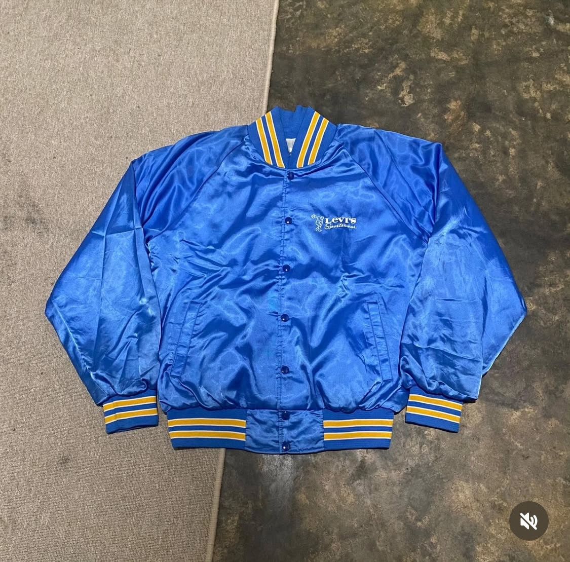 Levi's Vintage Clothing Vintage Levi’s Sportswear Satin Varsity Jacket Size US L / EU 52-54 / 3 - 2 Thumbnail