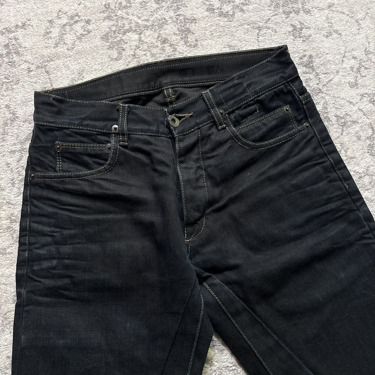 Rick Owens Drkshdw Rick Owens DRKSHDW Waxed Cropped Jean Shorts | Size 28 Size US 28 / EU 44 - 4 Thumbnail