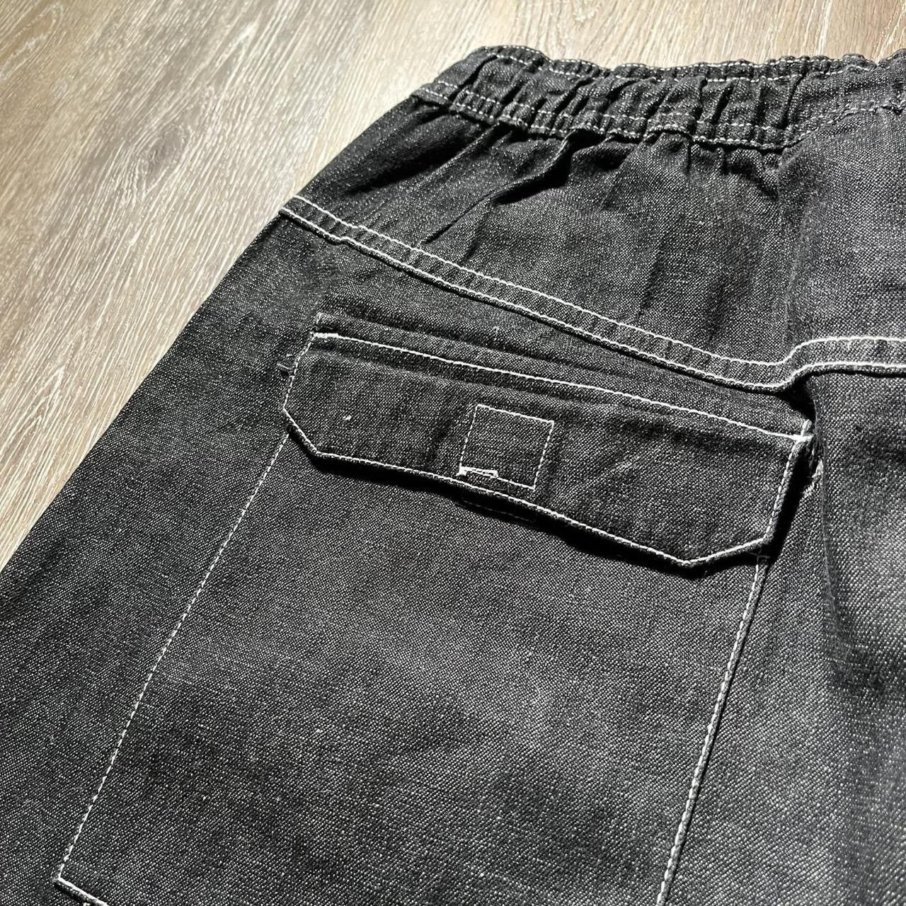 Rocawear vintage baggy black rocawear cargo jorts Size US 36 / EU 52 - 5 Thumbnail