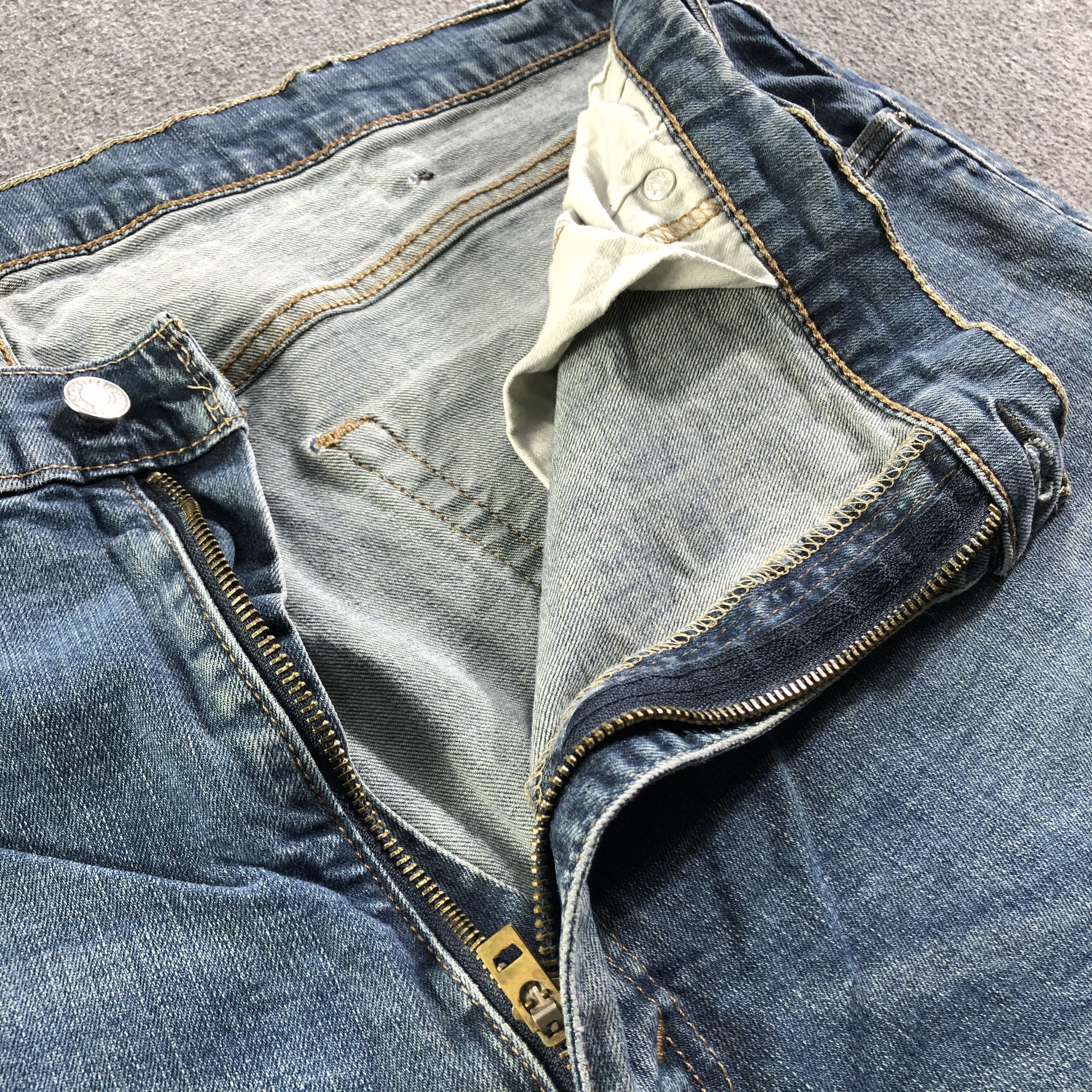 Levi's Vintage Blue Wash Levis 559 Jeans-J3521 Size US 44 / EU 60 - 8 Thumbnail