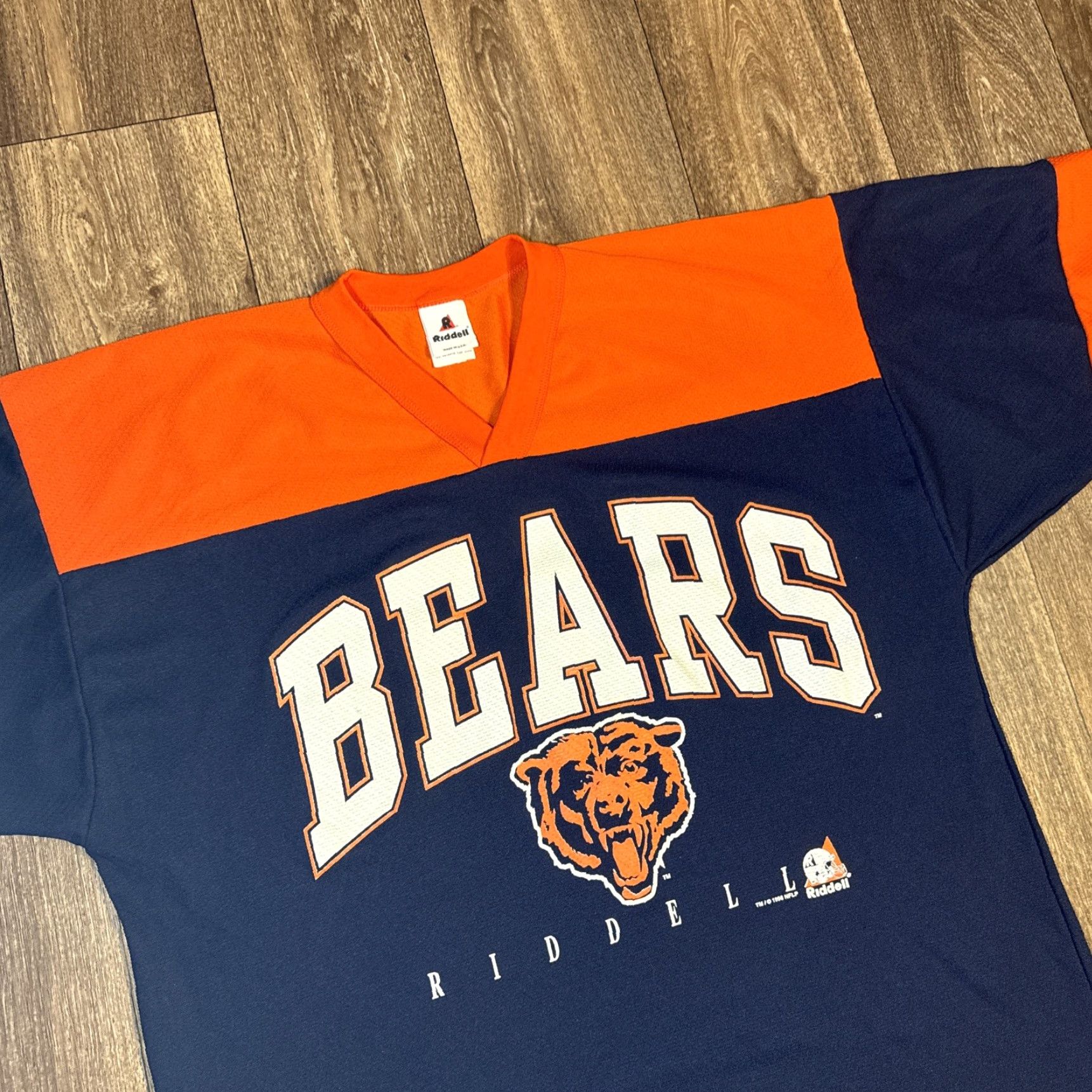 Riddell VINTAGE Chicago Bears Riddell V-Neck T-Shirt NFL Football XL Men Blue Jersey 1996 Size US XL / EU 56 / 4 - 2 Thumbnail